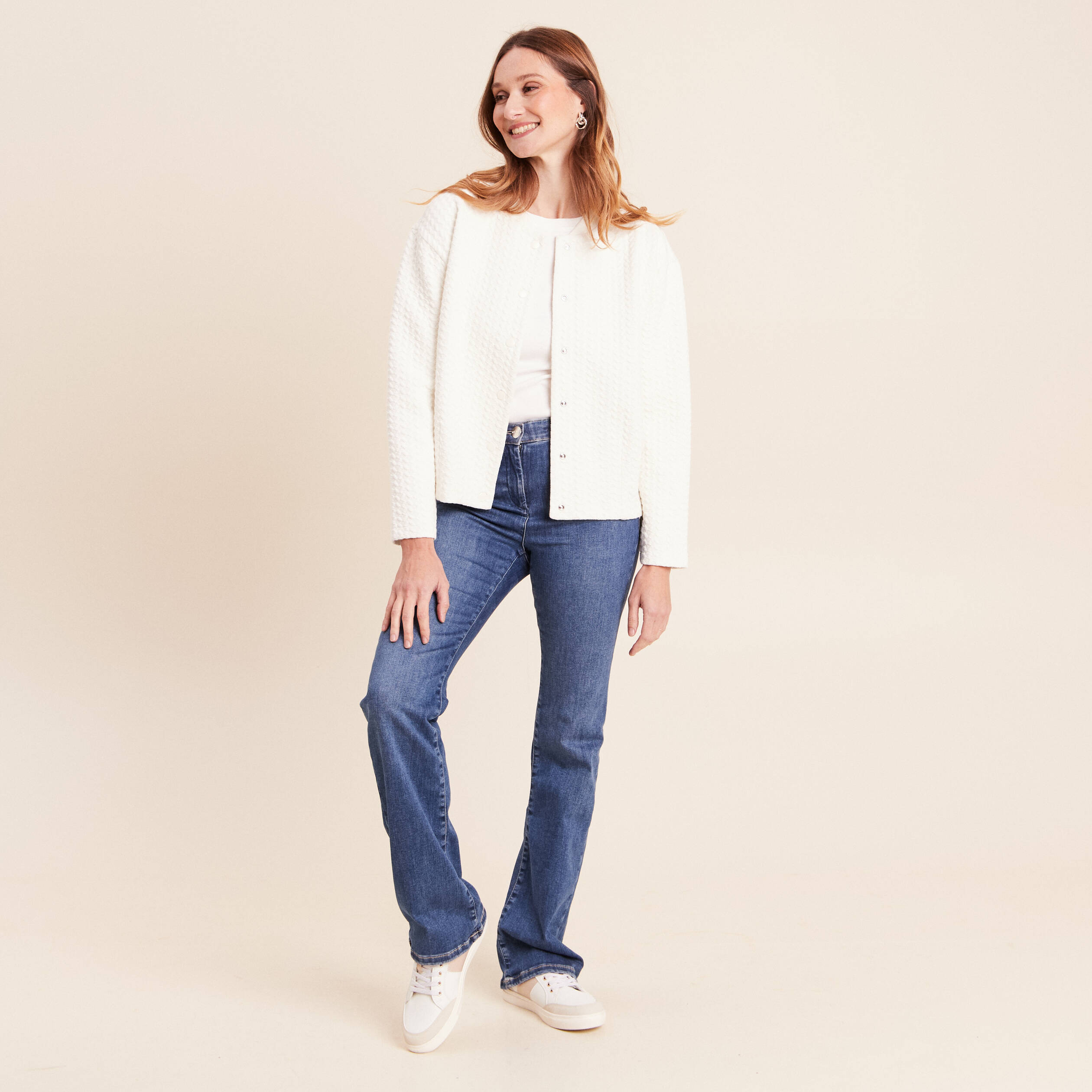 Gilet teddy bas resserr&eacute; manches longues ecru femme