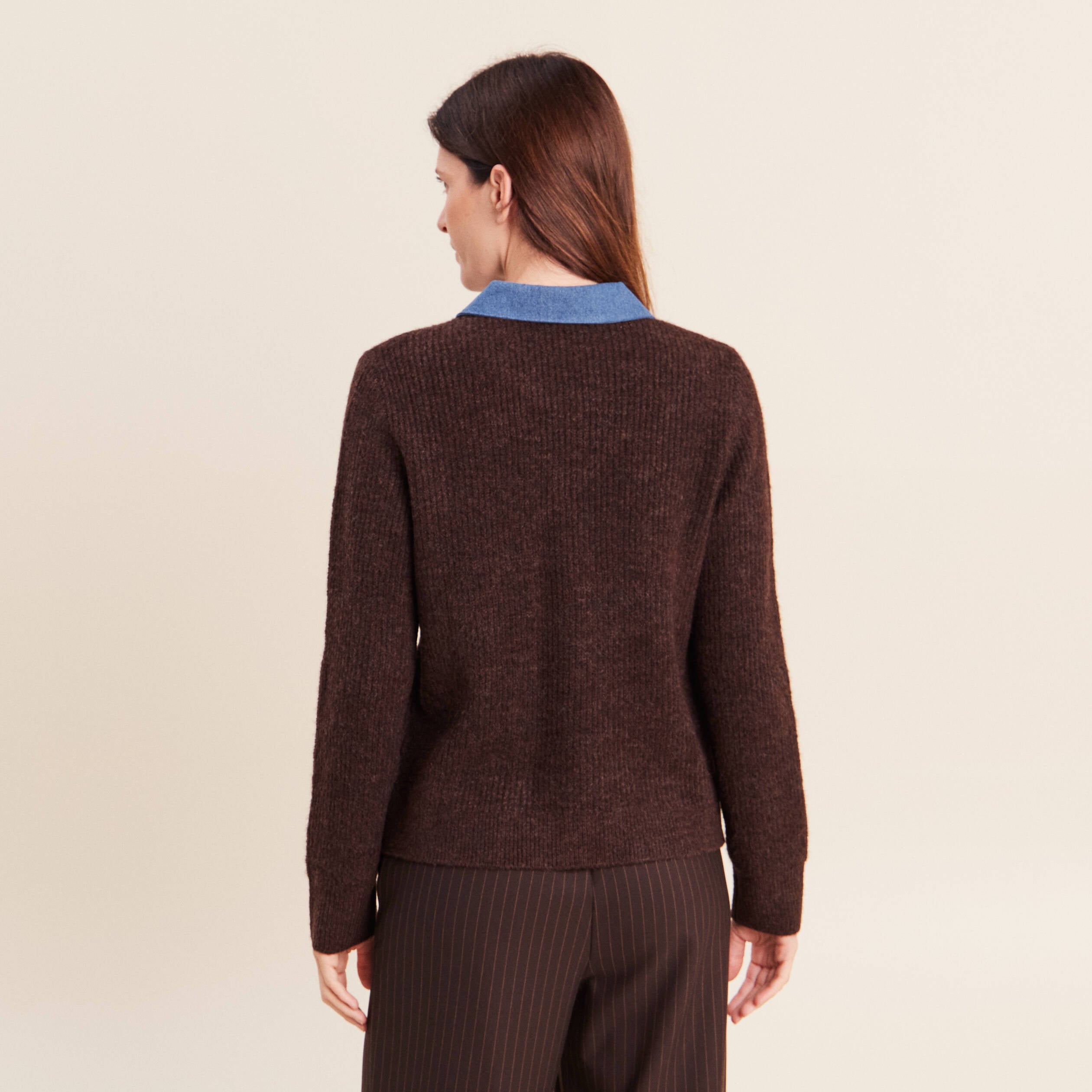 Veste col chemise manches longues marron fonc&eacute; femme