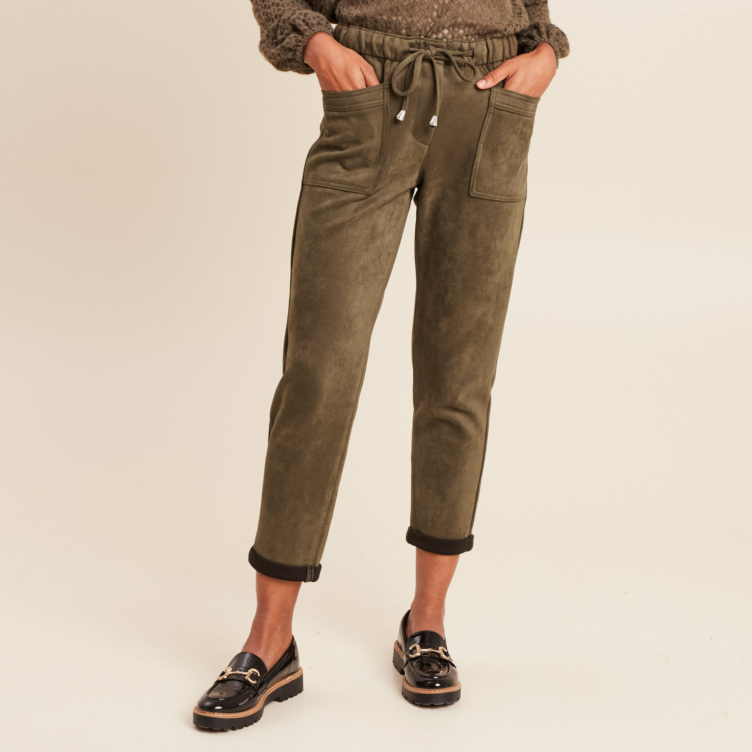 Pantalon coupe mom 7/8&egrave;me vert kaki femme