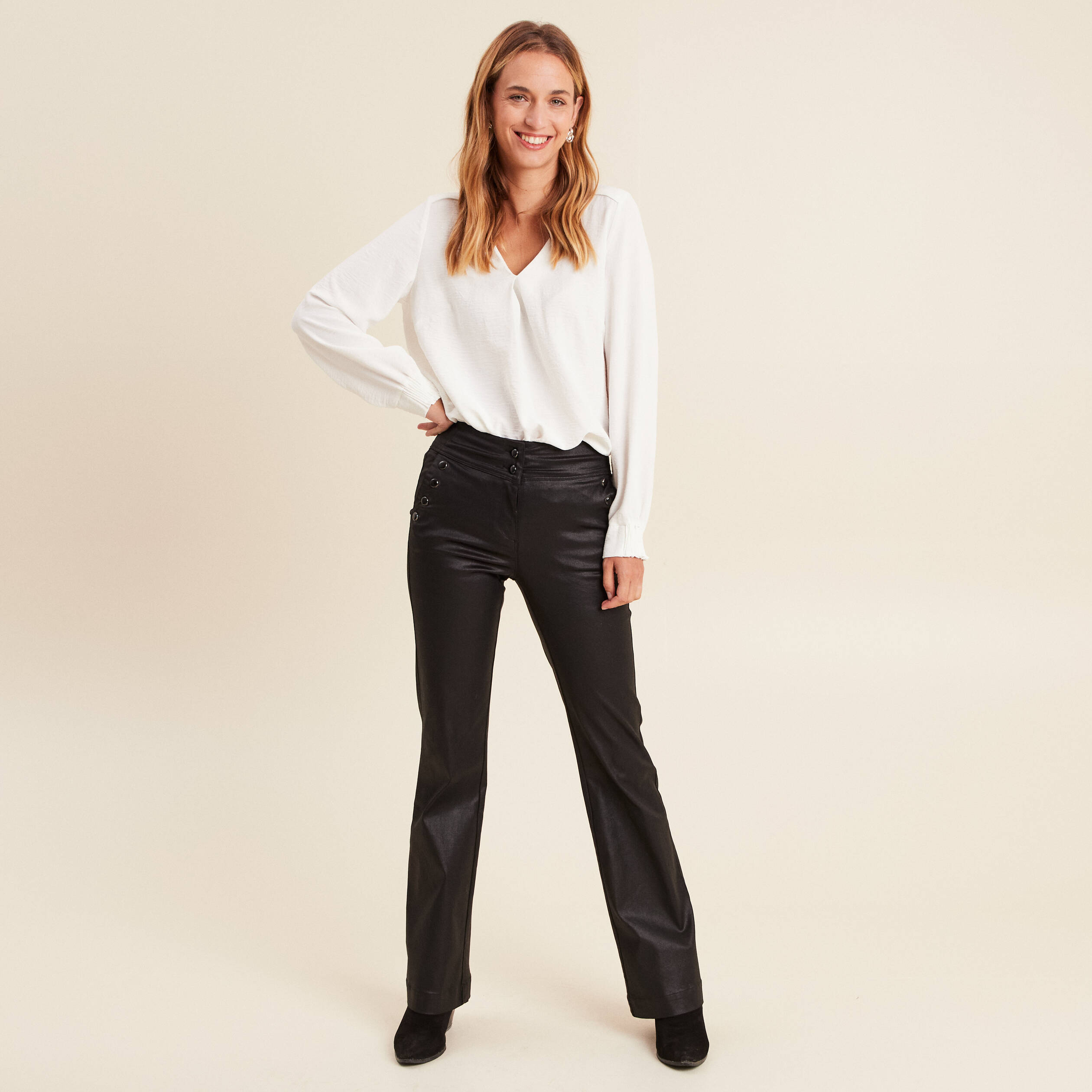 Pantalon bootcut enduit taille haute noir femme
