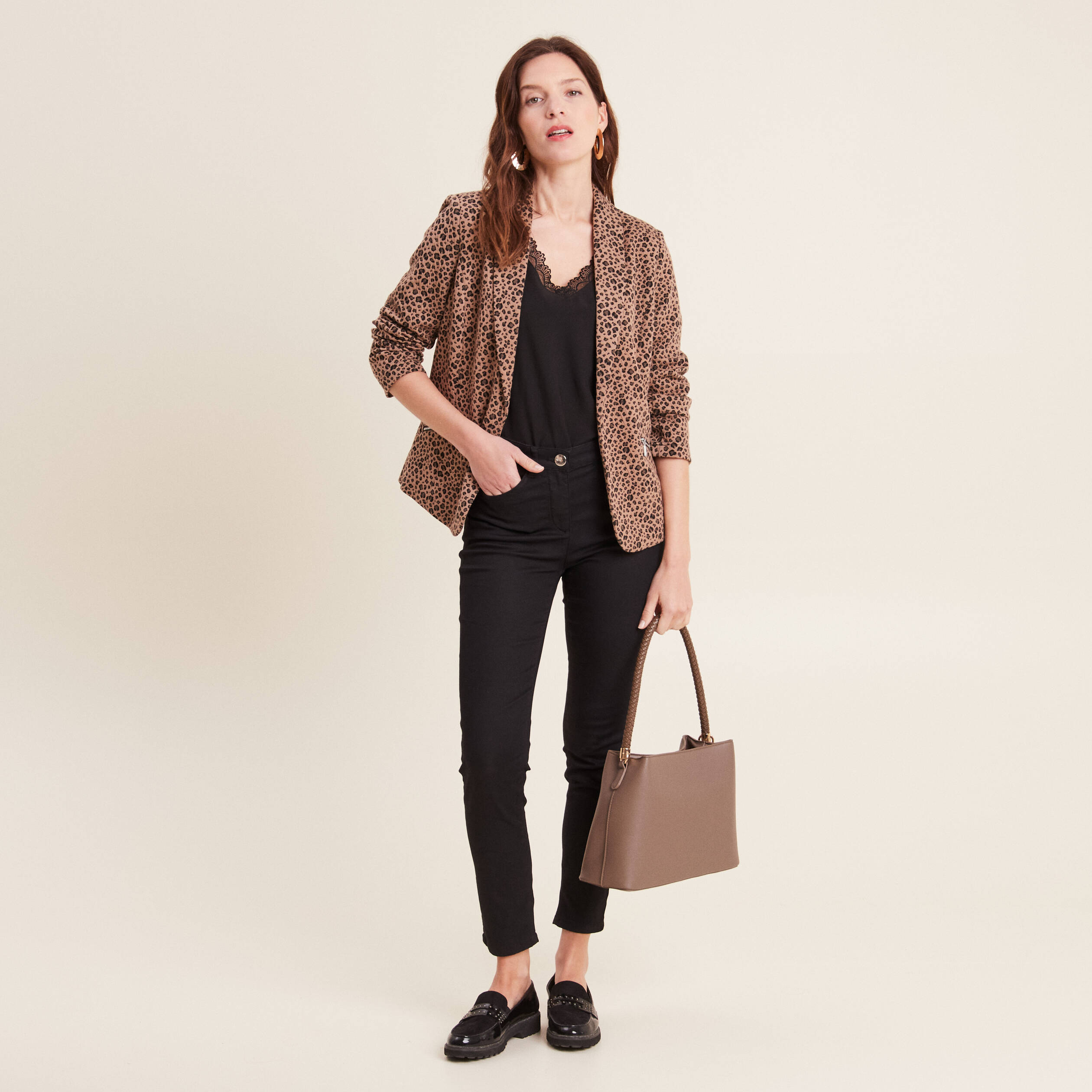 veste tailleur col chale beige femme Veste tailleur col châle beige femme