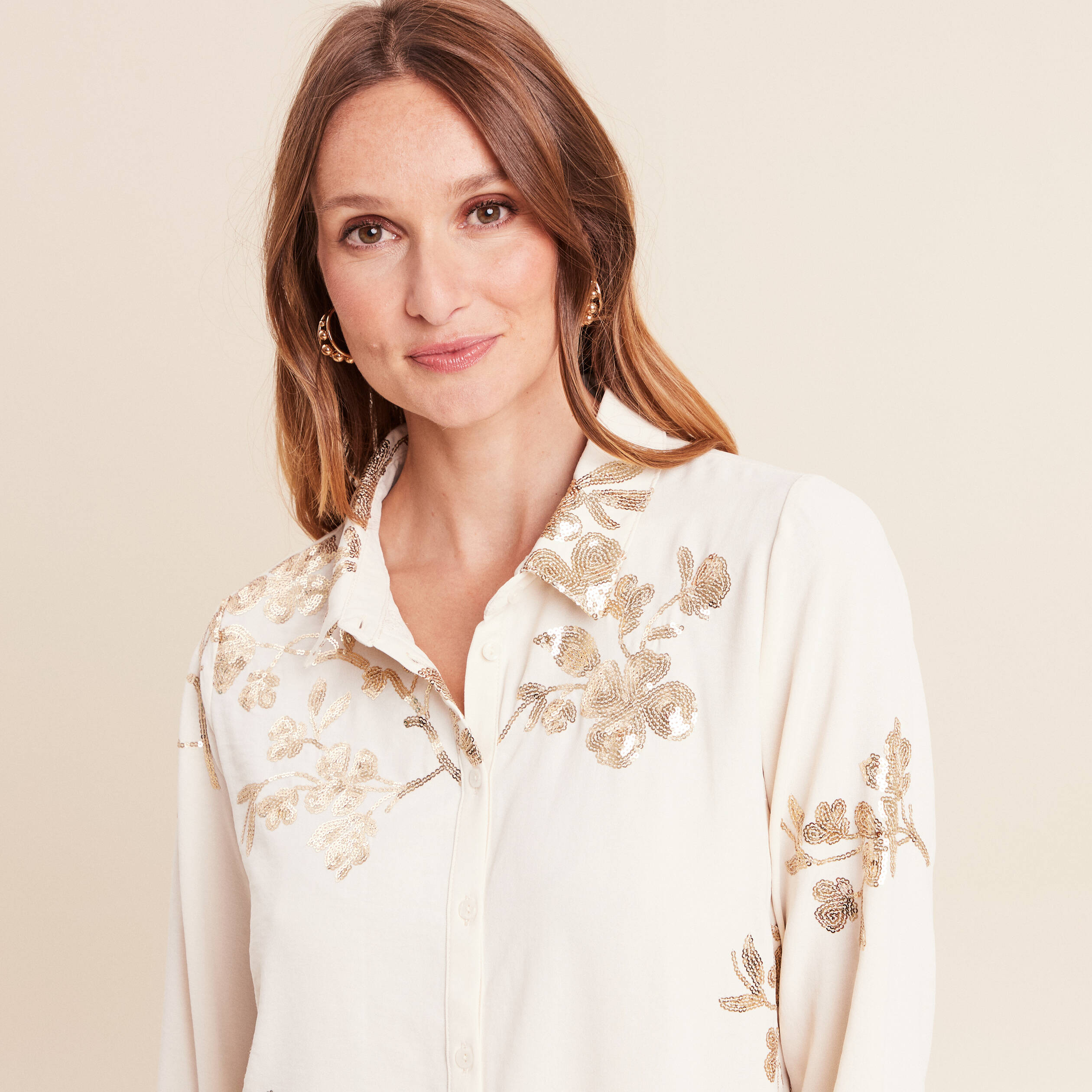 Chemise &agrave; sequins manches longues ecru femme
