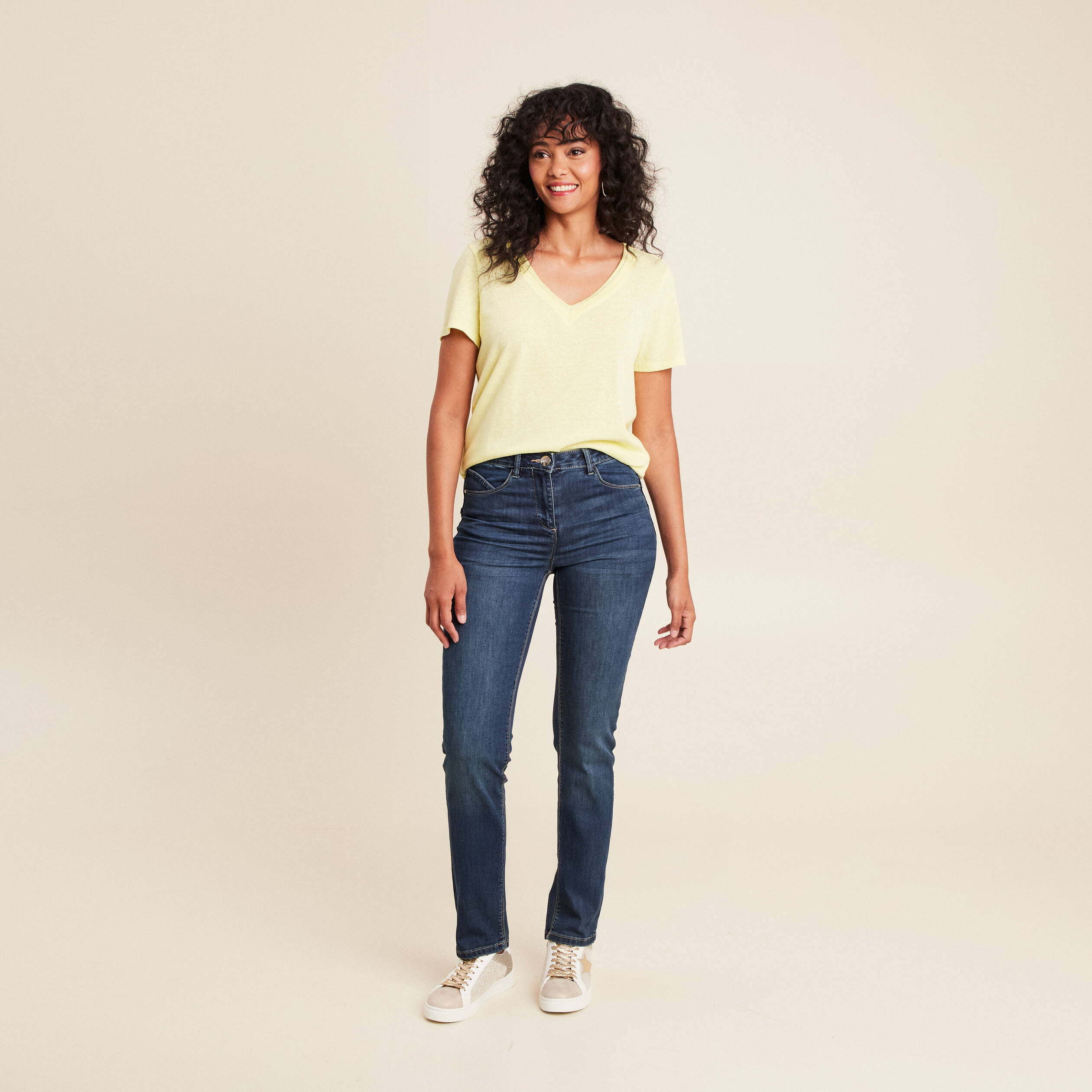 t shirt manches courtes col en v jaune clair femme T-shirt manches courtes col en V jaune clair femme
