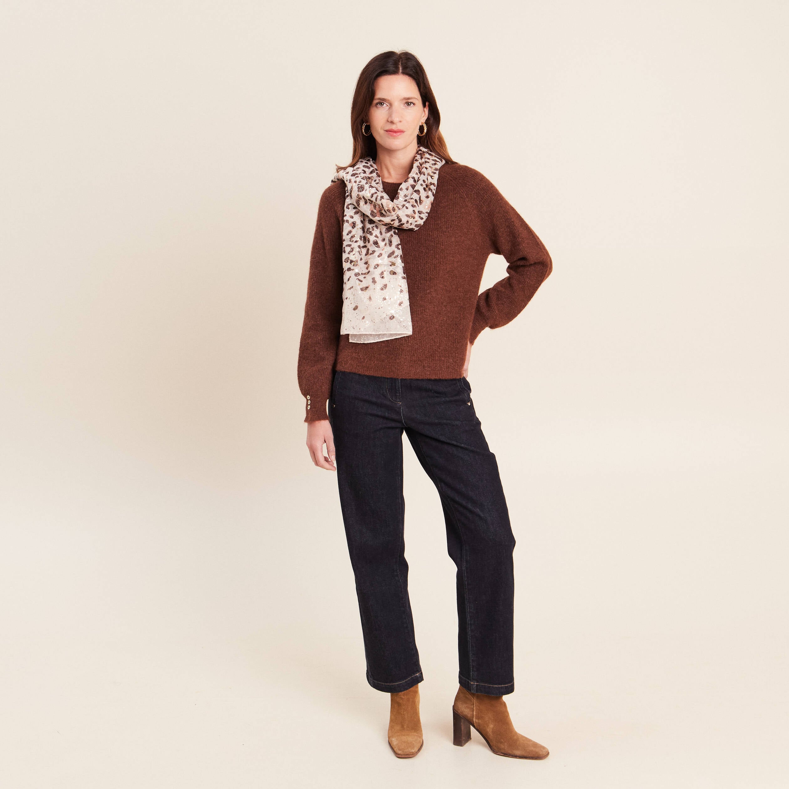 Pull col rond marron fonc&eacute; femme