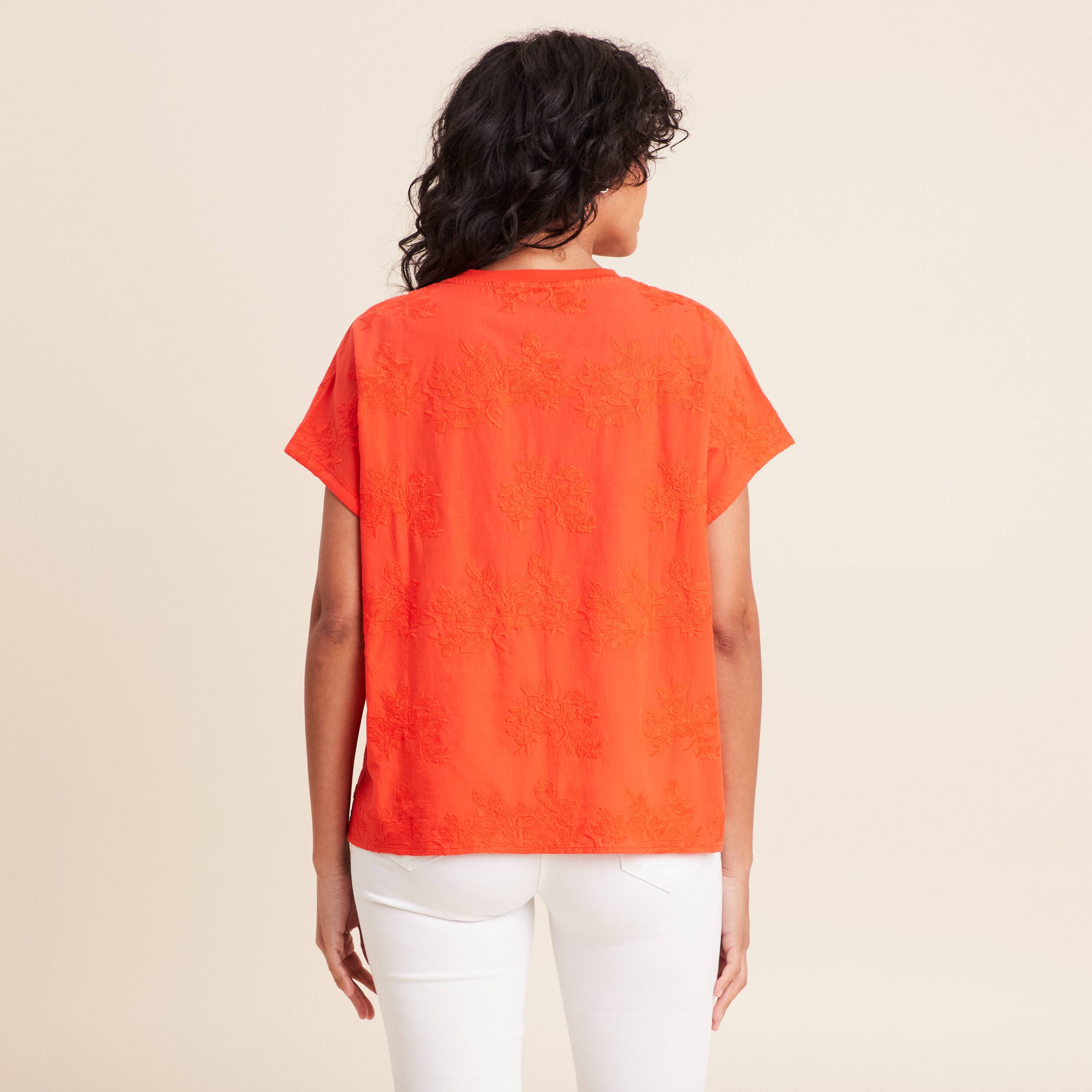 T-shirt col rond manches courtes poches orange fonc&eacute; femme