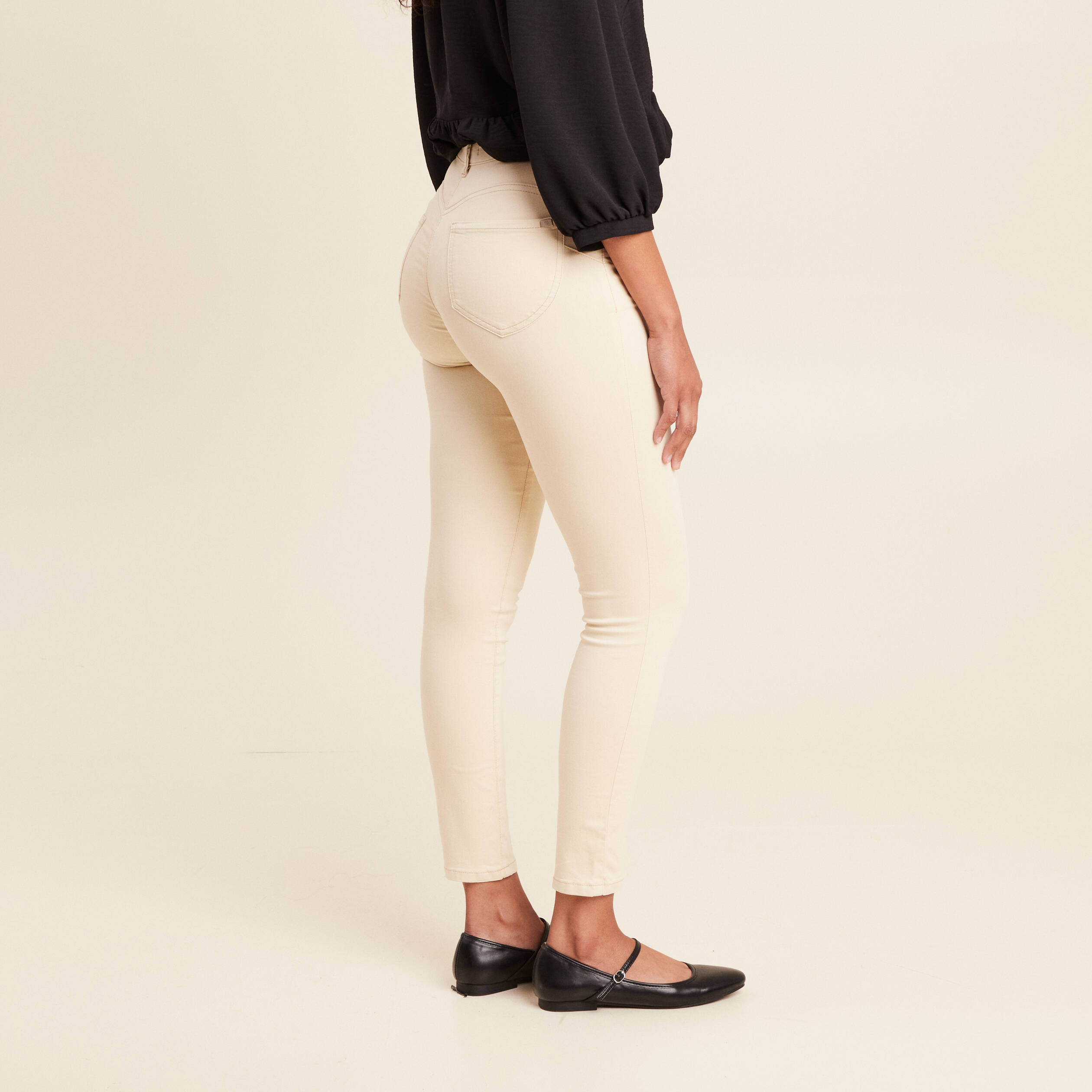 Pantalon magique Le L&eacute;ger coupe ajust&eacute;e ivoire femme