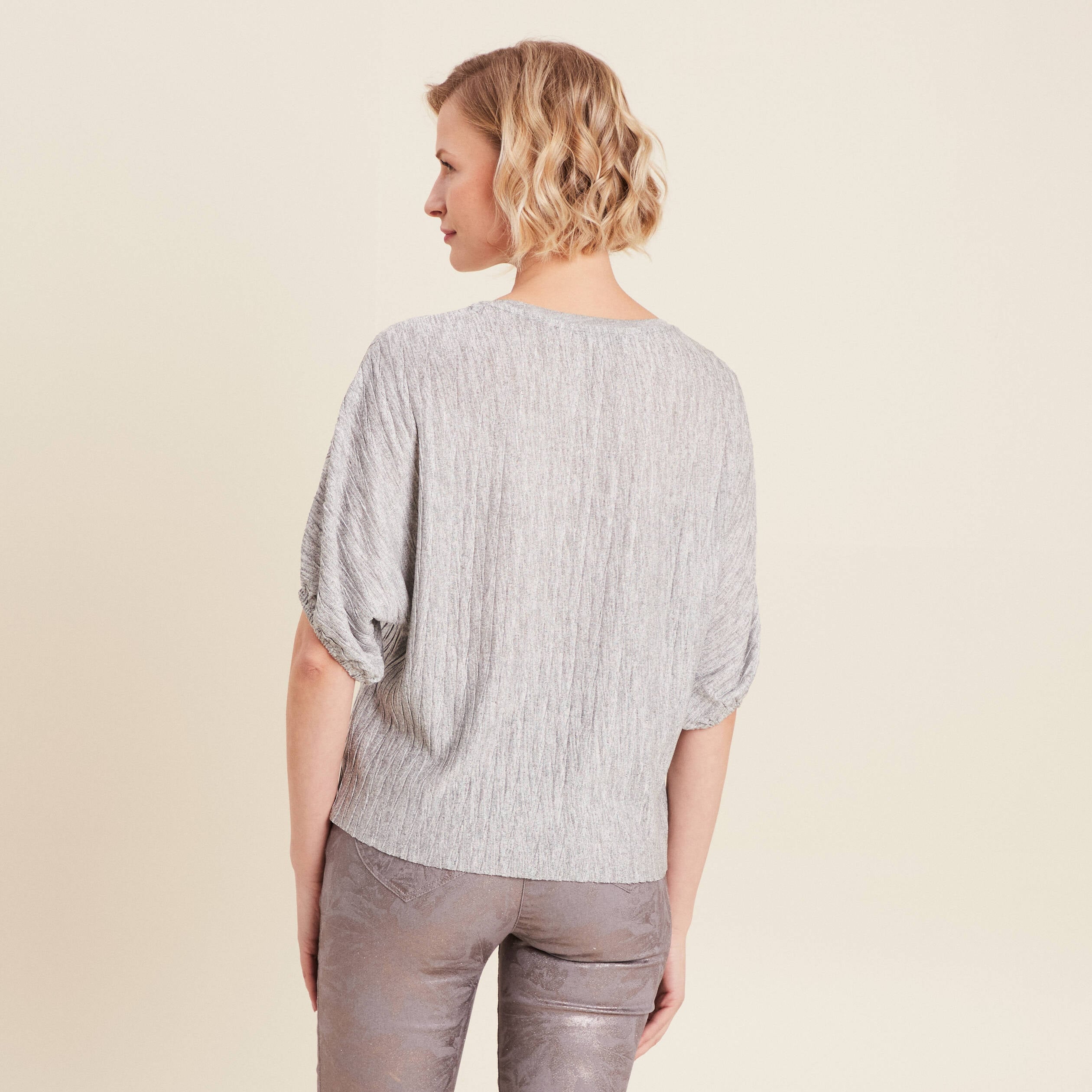 Blouse manches 3/4 pliss&eacute;e gris argent femme