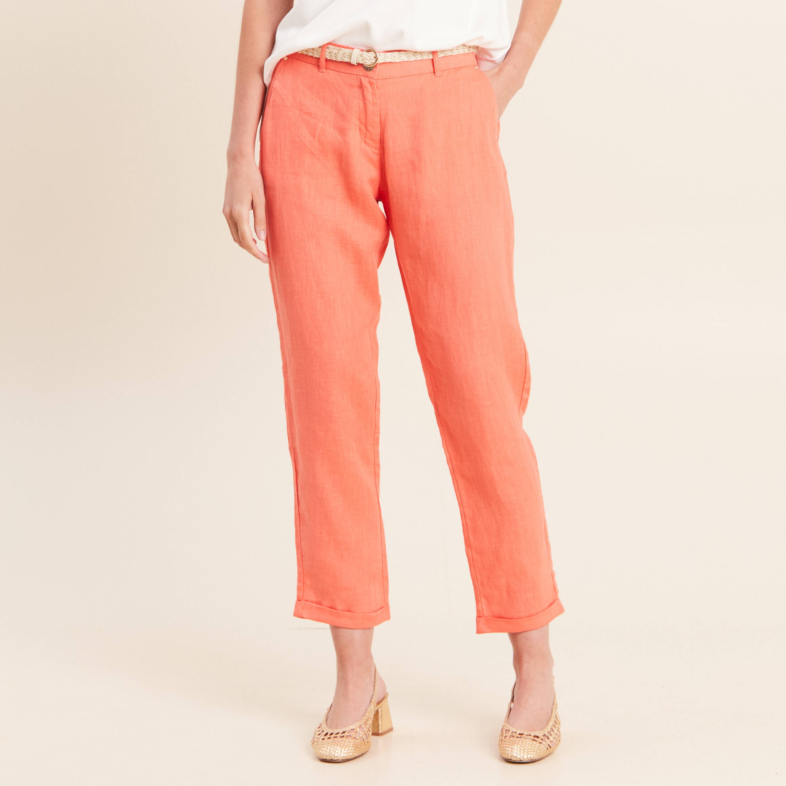 Pantalon coupe chino en lin ceintur&eacute; orange fluo femme