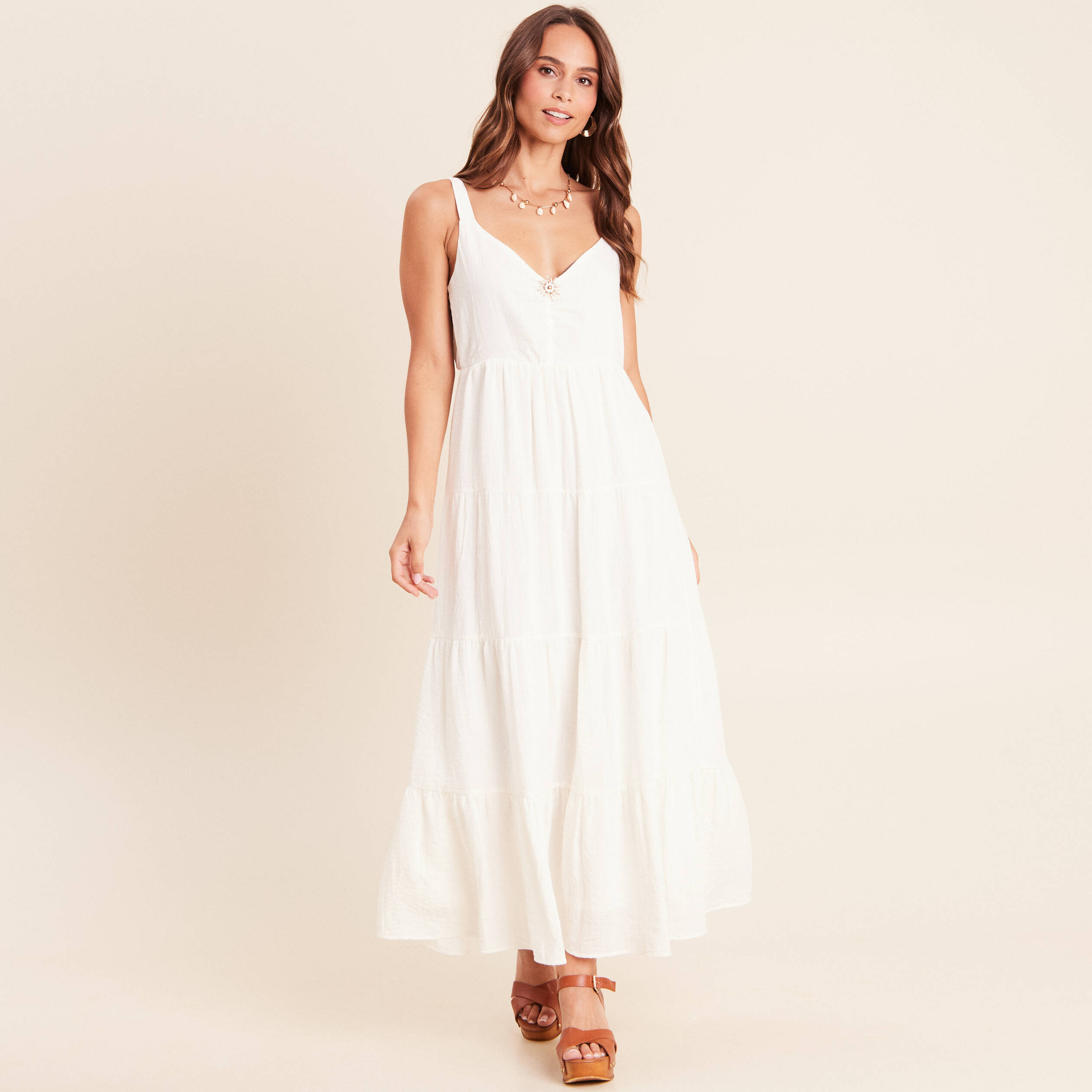 Robe longue &eacute;vas&eacute;e &agrave; fines bretelles ecru femme