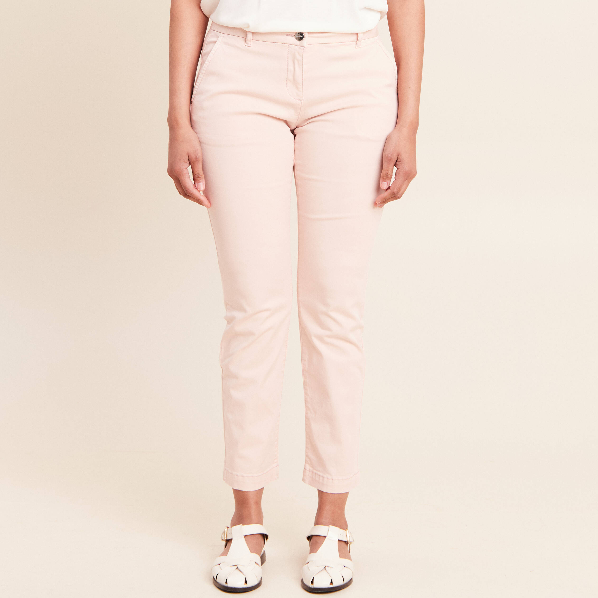 Pantalon coupe chino taille bascul&eacute;e rose poudr&eacute;e femme