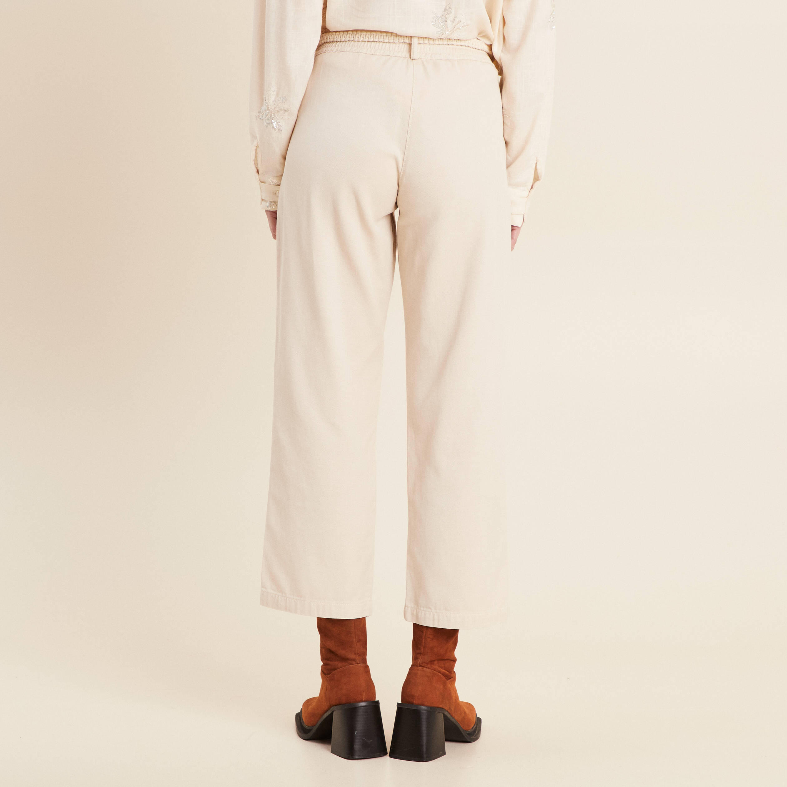 pantalon large 78eme a pinces ivoire femme Pantalon large 7/8ème à pinces ivoire femme