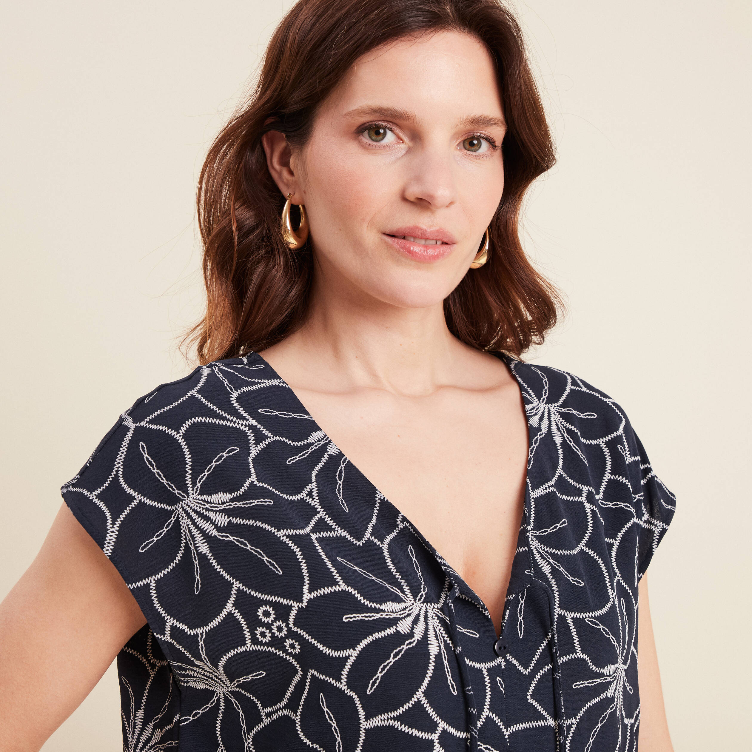 blouse manches courtes bleu fonce femme Blouse manches courtes bleu foncé femme