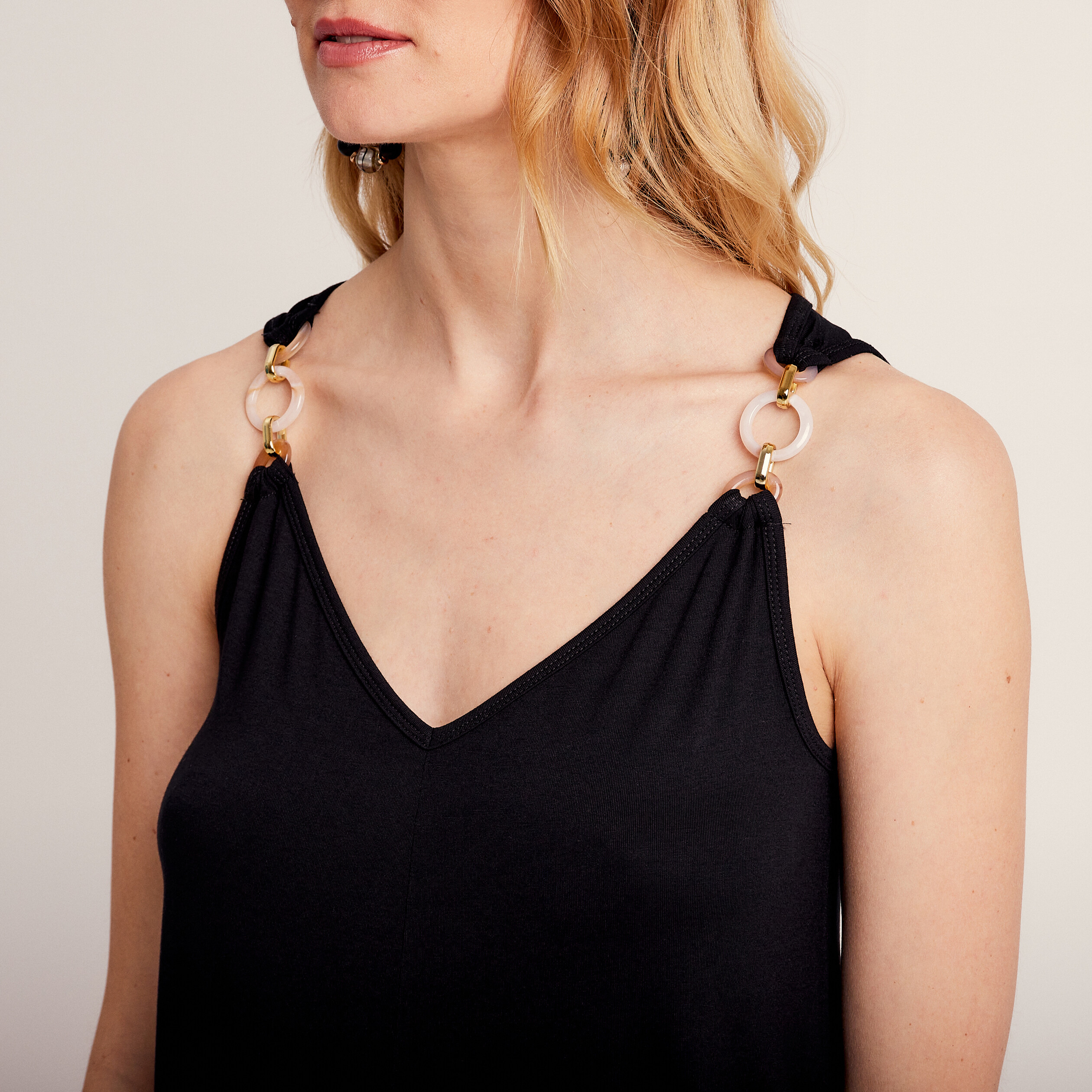 debardeur bretelles larges noir femme Débardeur bretelles larges noir femme