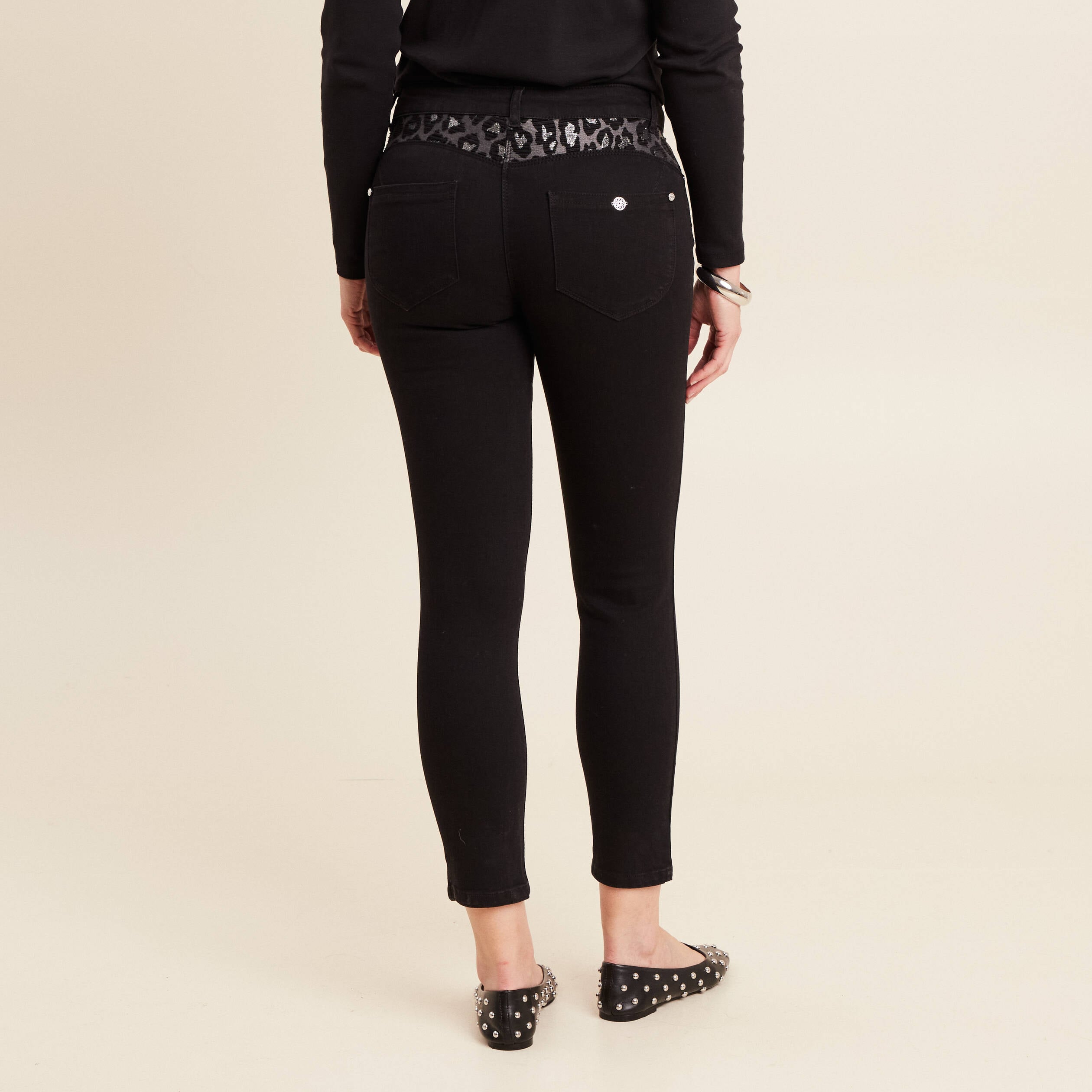 Pantalon ajust&eacute; taille bascul&eacute;e noir femme