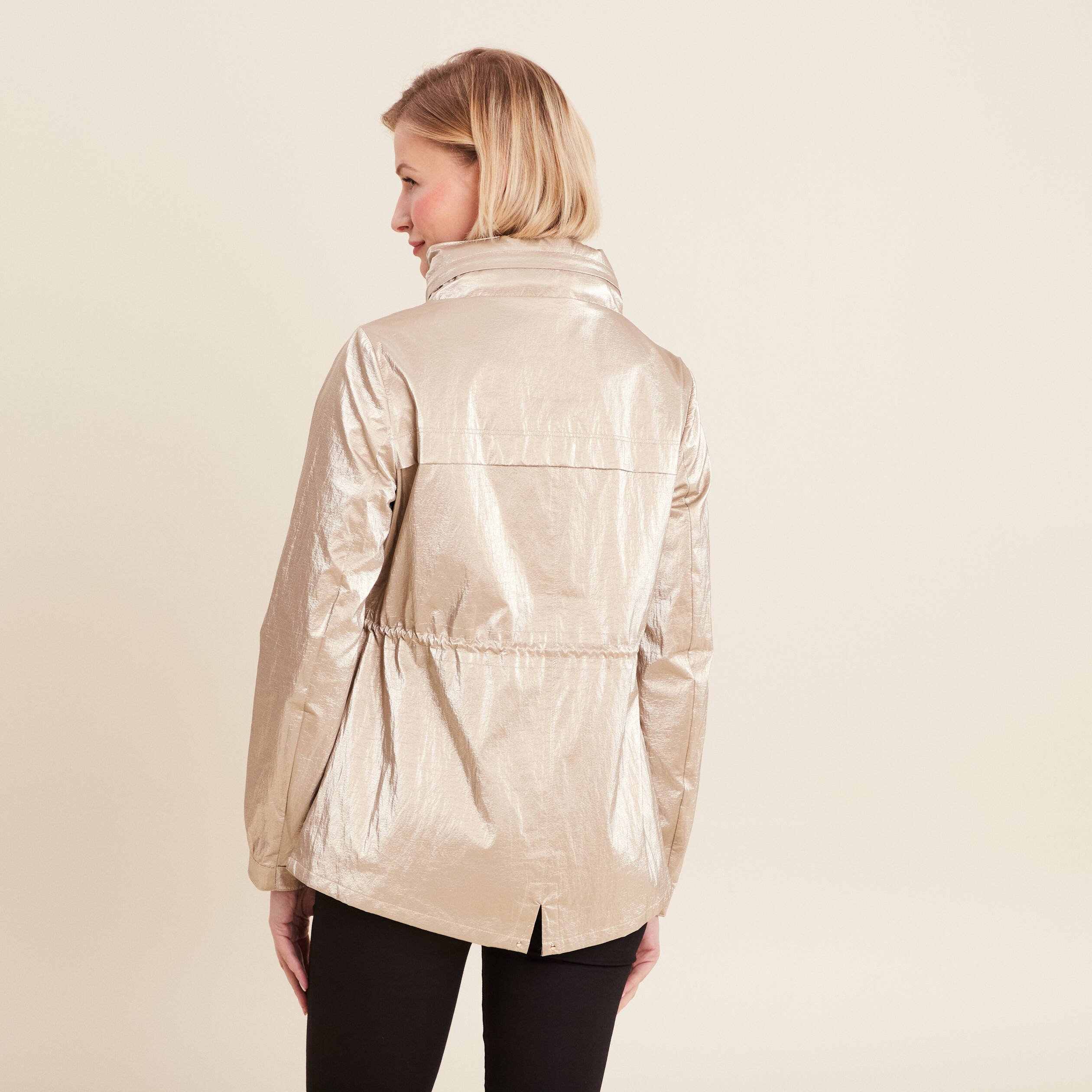 parka courte metallisee beige femme Parka courte métallisée beige femme
