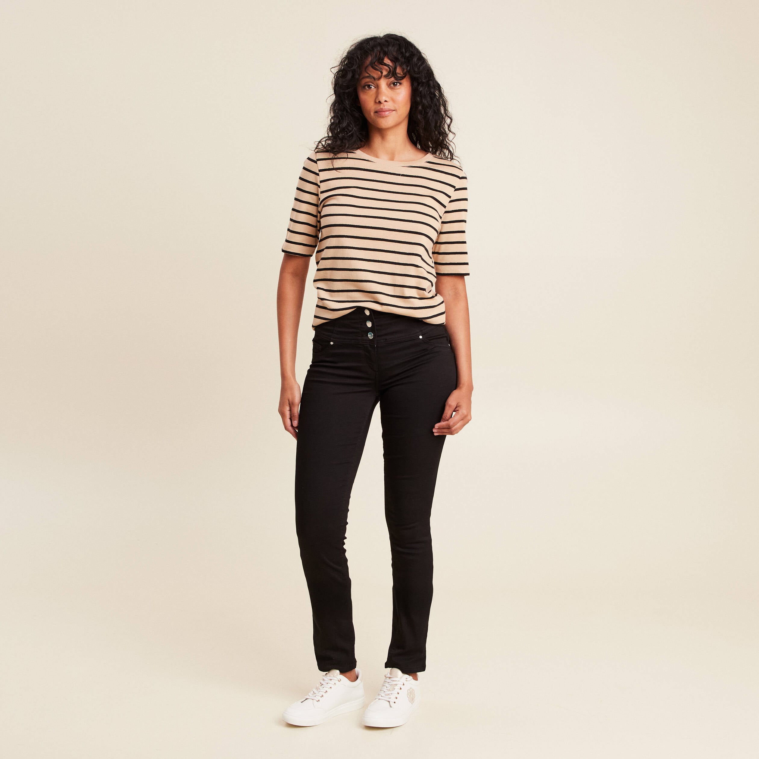 Pantalon magique Le Gainant ajust&eacute; denim noir femme