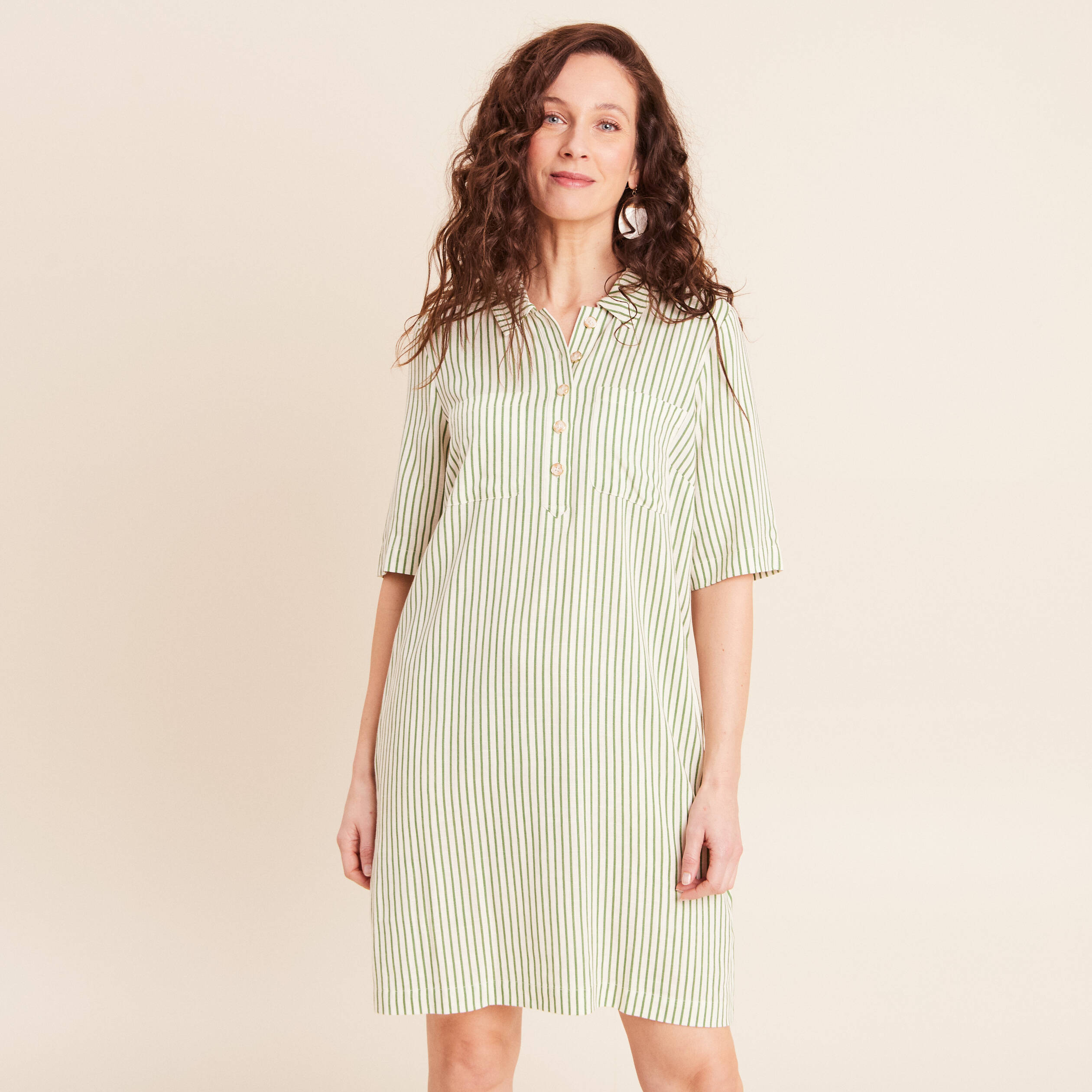 Robe droite courte manches courtes blanc femme
