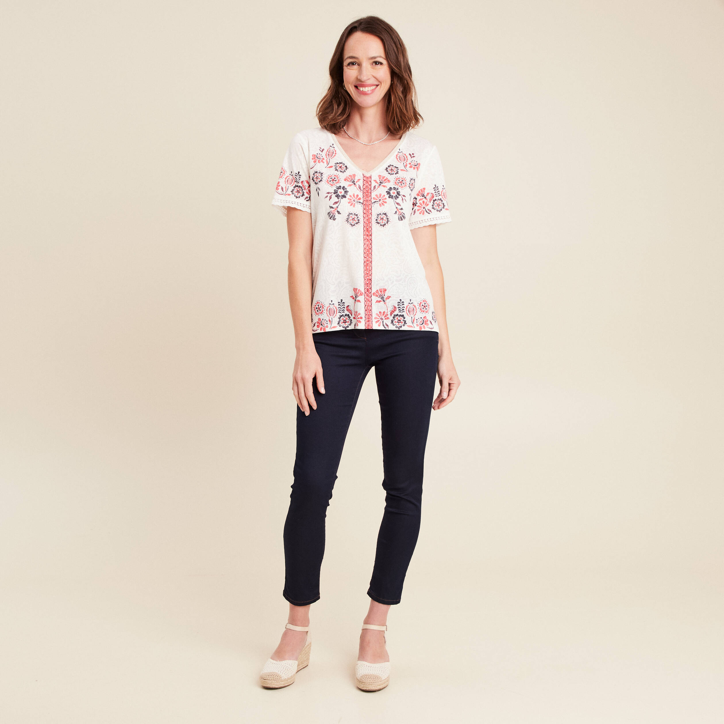 t shirt droit court manches courtes ecru femme t-shirt droit court manches courtes ecru femme