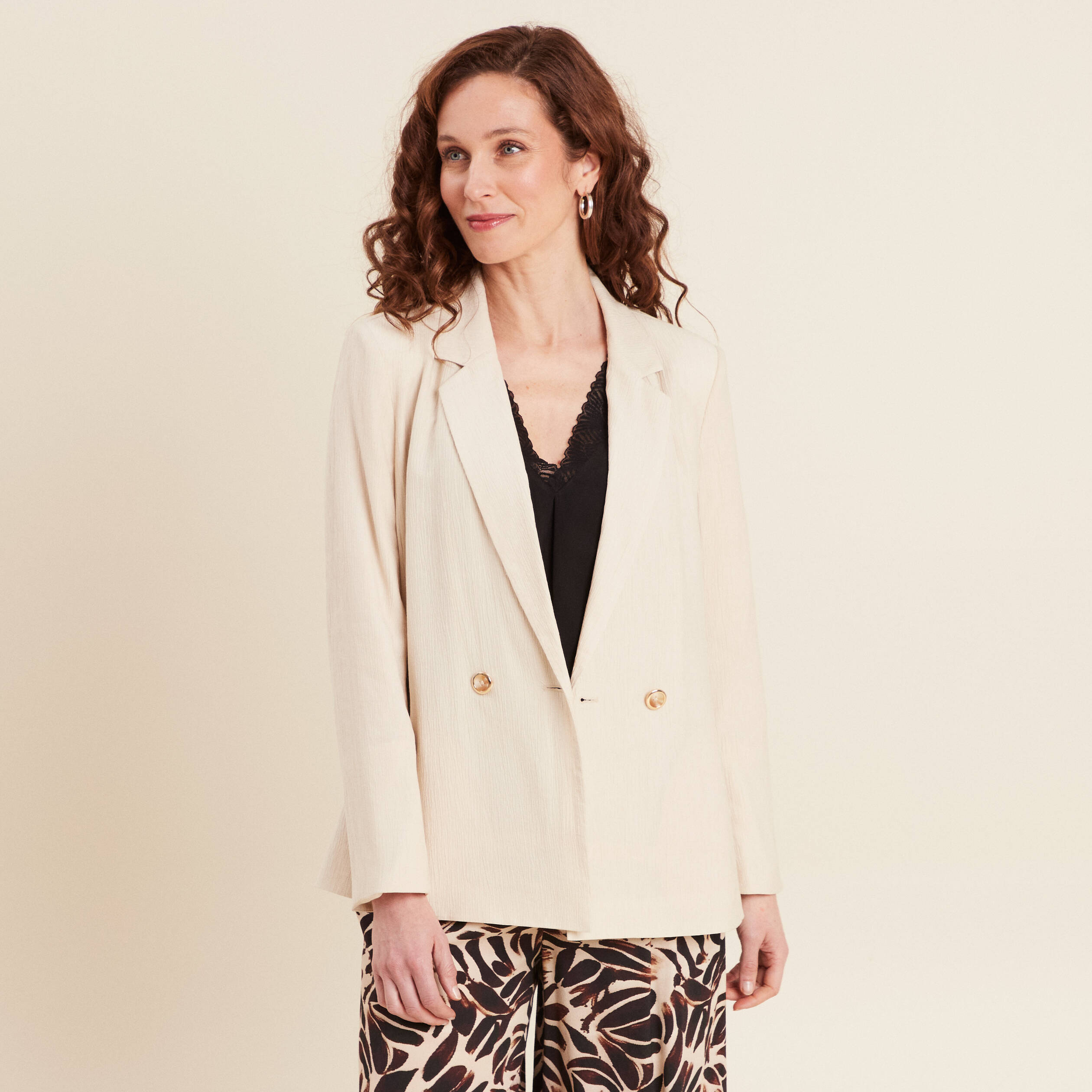 veste tailleur fluide ivoire femme Veste tailleur fluide ivoire femme