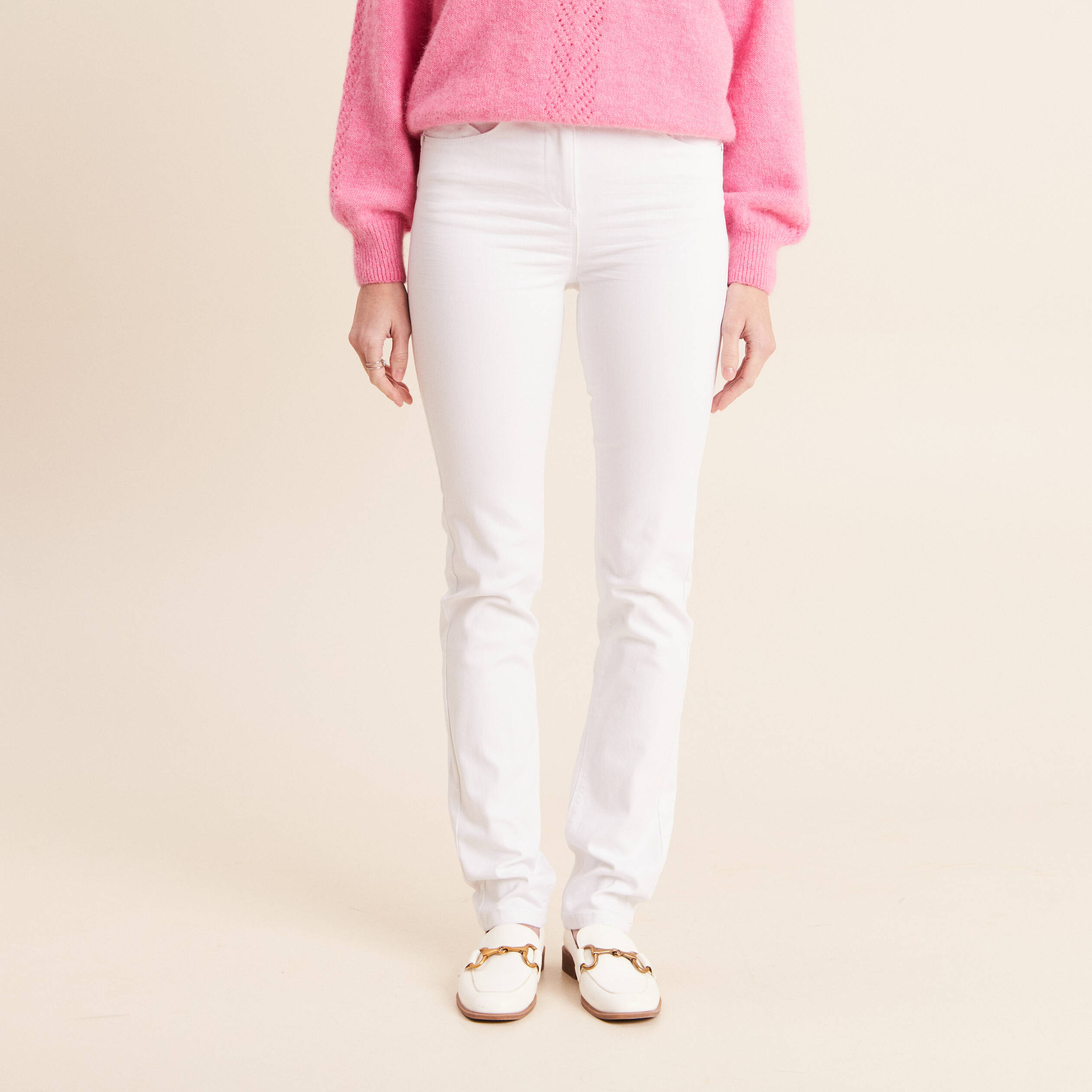 Jean coupe ajust&eacute;e long blanc femme