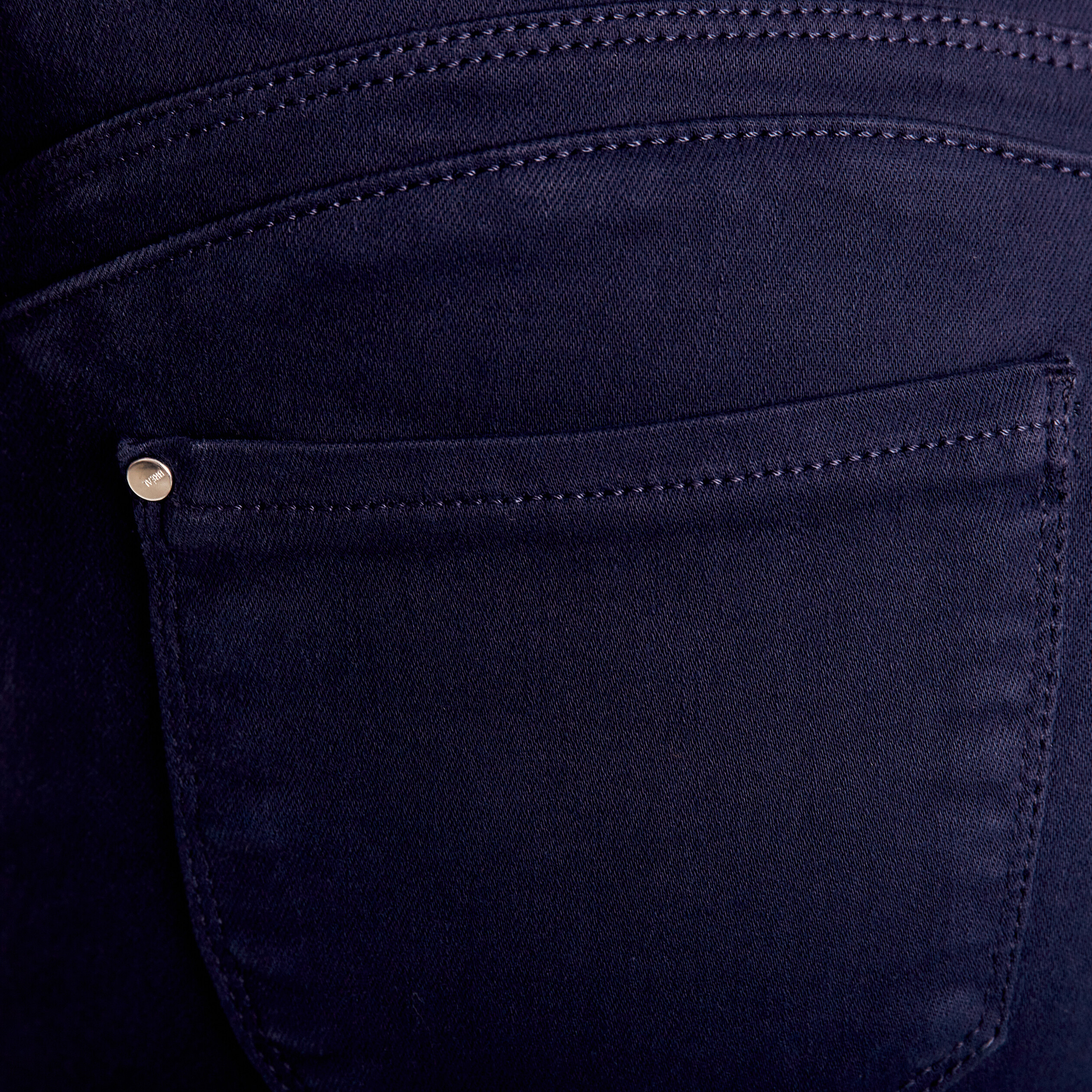 Jean magique ajusté taille standard bleu marine femme