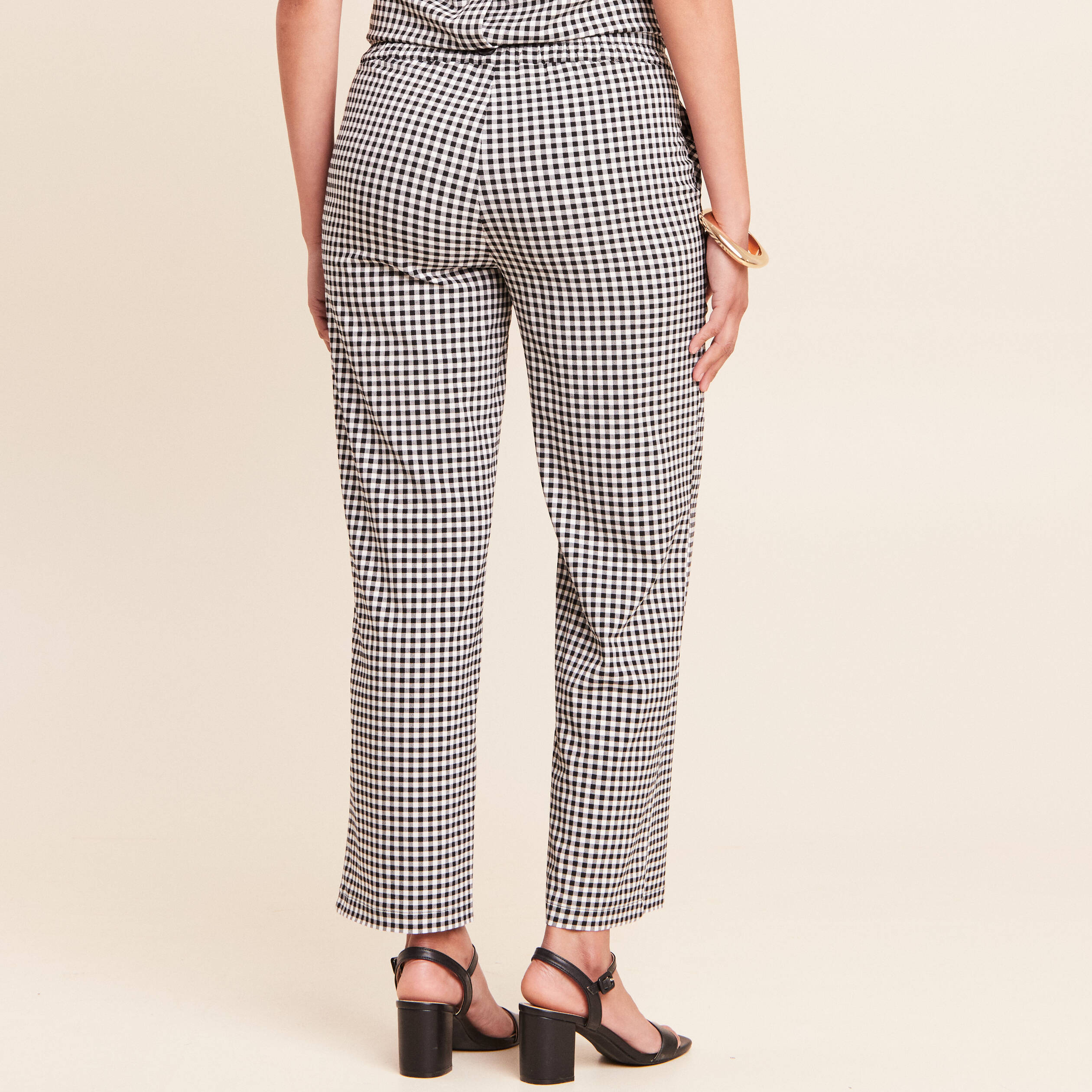 Pantalon large 7/8&egrave;me taille standard noir femme