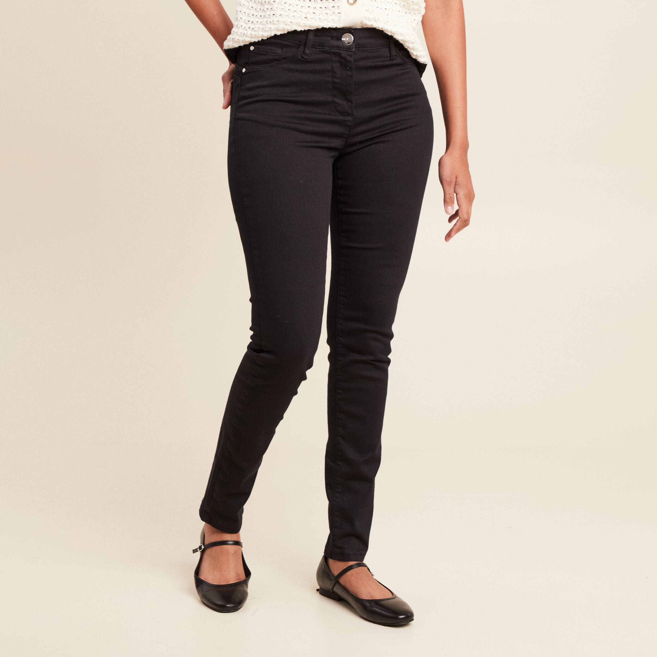Jean magique L'Unique coupe ajust&eacute;e noir femme