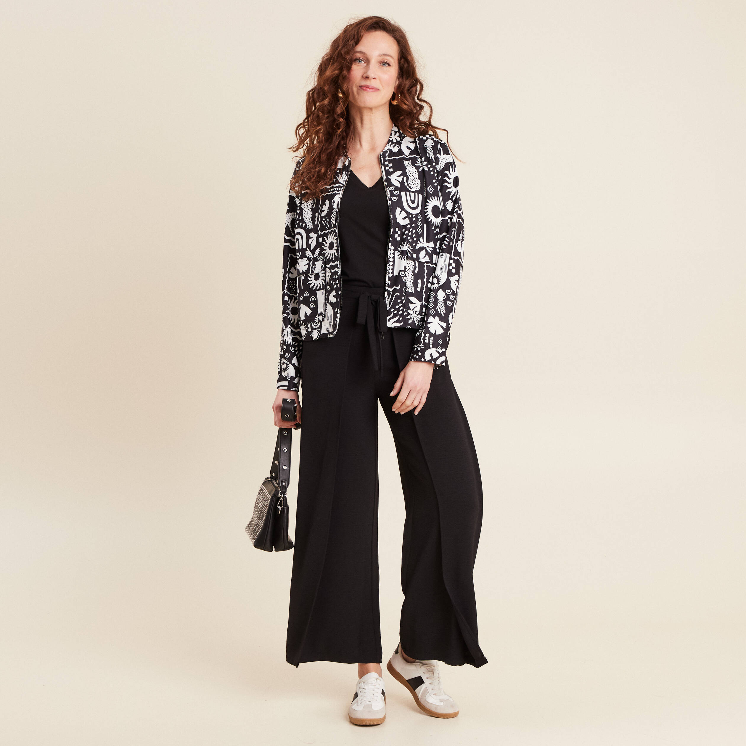blouson zippe 2 poches noir femme Blouson zippé 2 poches noir femme