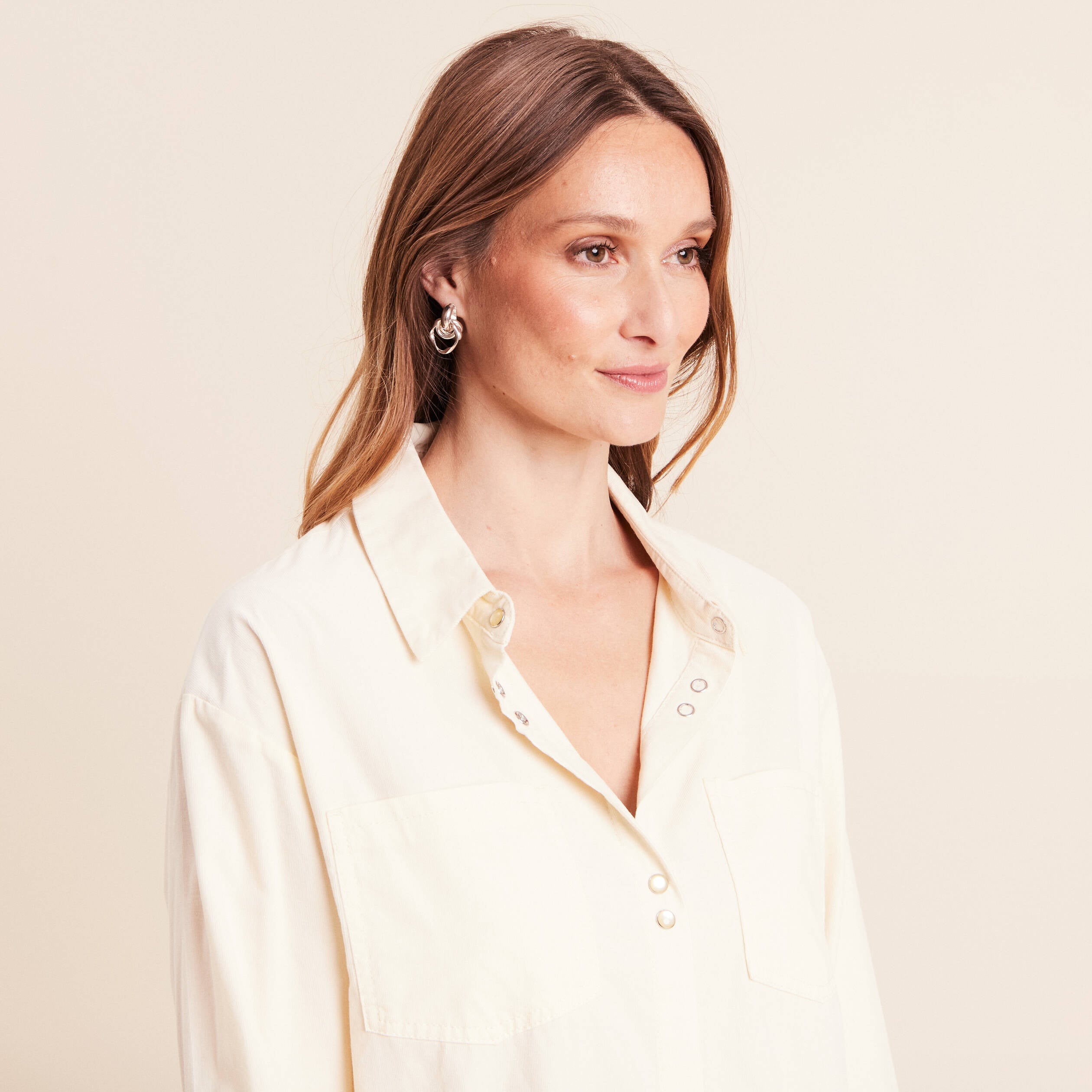 Chemise ample en velours milleraie ecru femme
