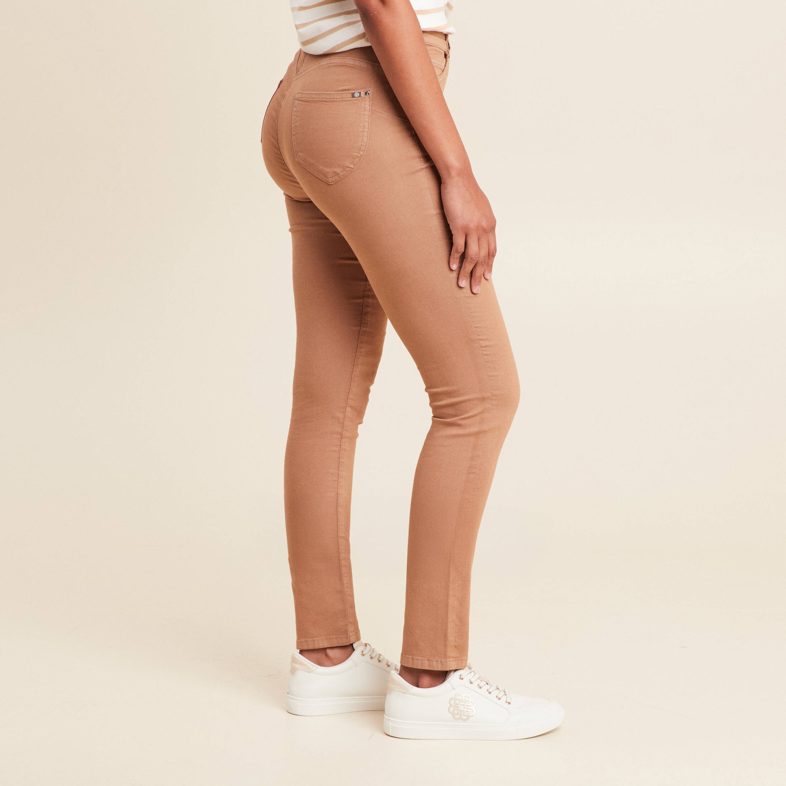 pantalon leger taille haute long marron femme Pantalon léger taille haute long marron femme