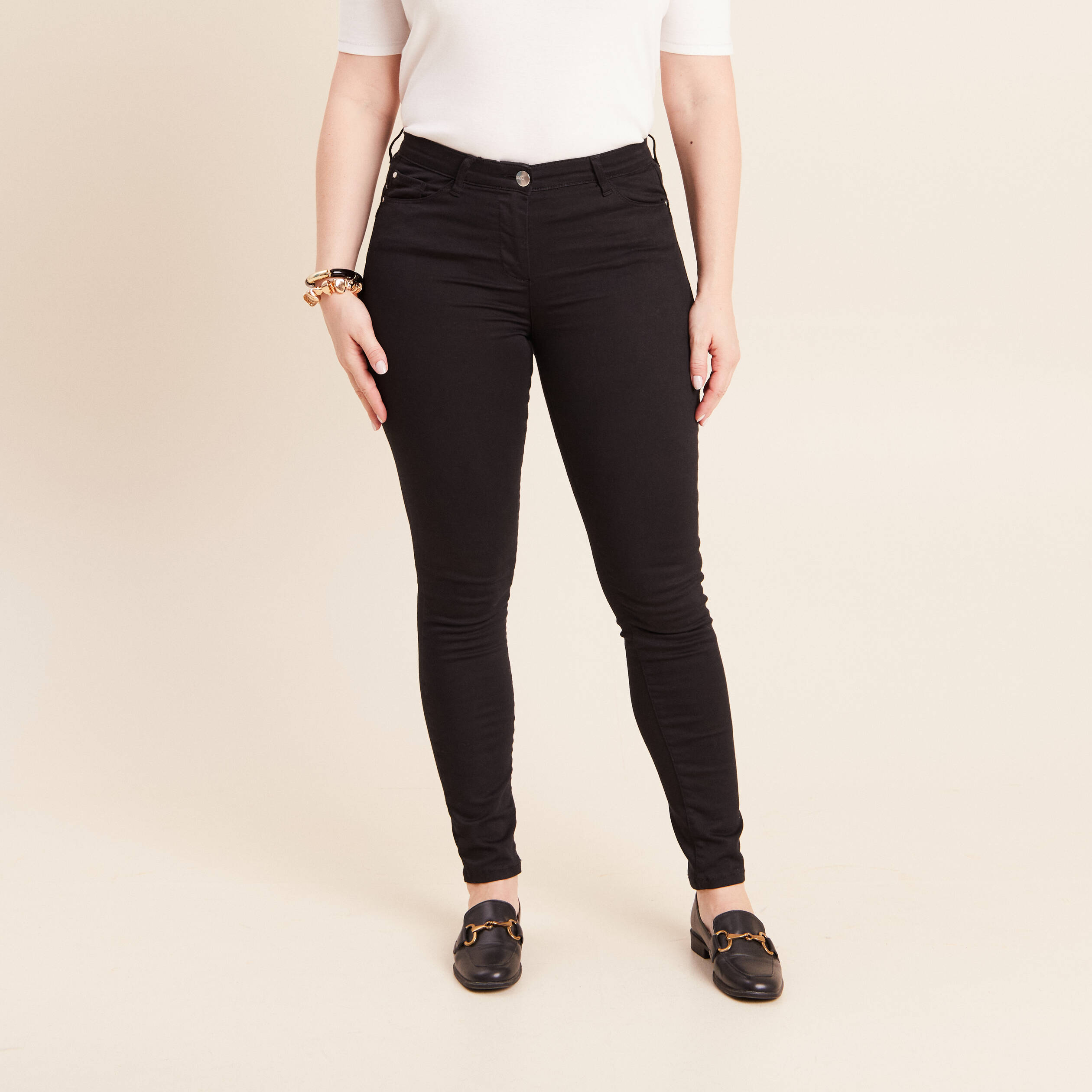 Jean Noir BRAX MAGIC Taille 42 - Coupe Droite, En Coton/polyester, Très Bon état Occasion