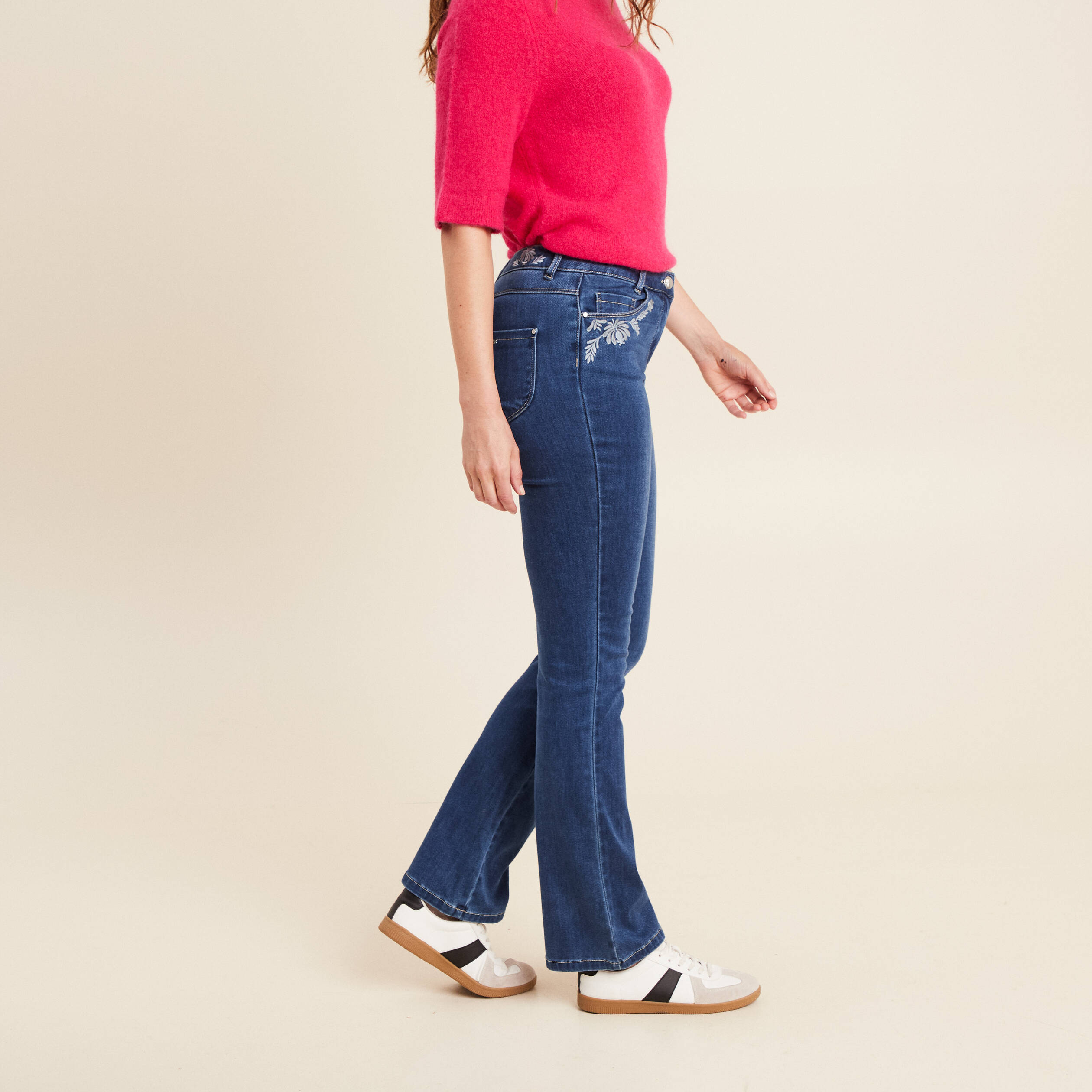 jean bootcut taille basculee brode denim stone femme jean bootcut taille basculée brodé denim stone femme