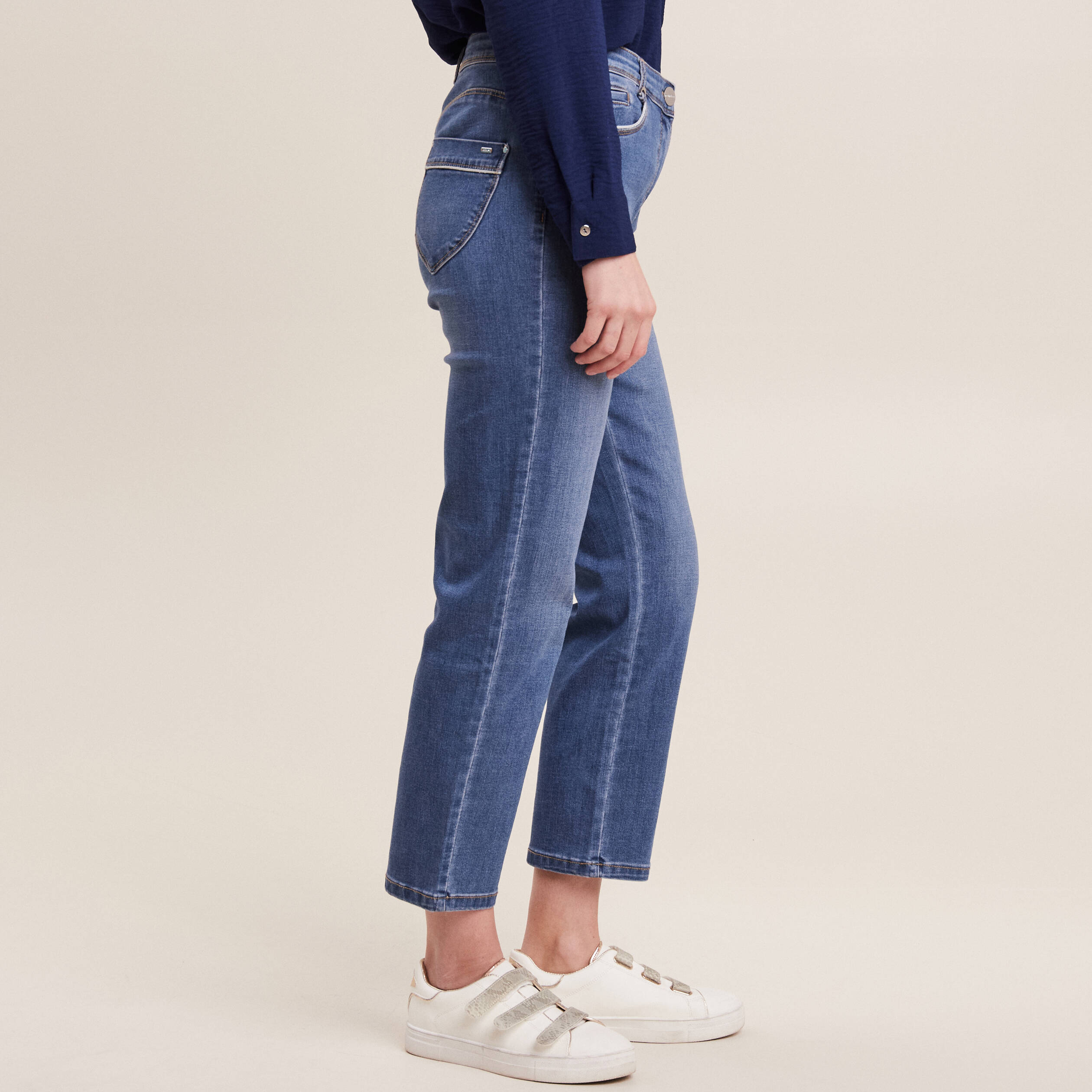 Jean coupe droite 7/8&egrave;me denim stone femme