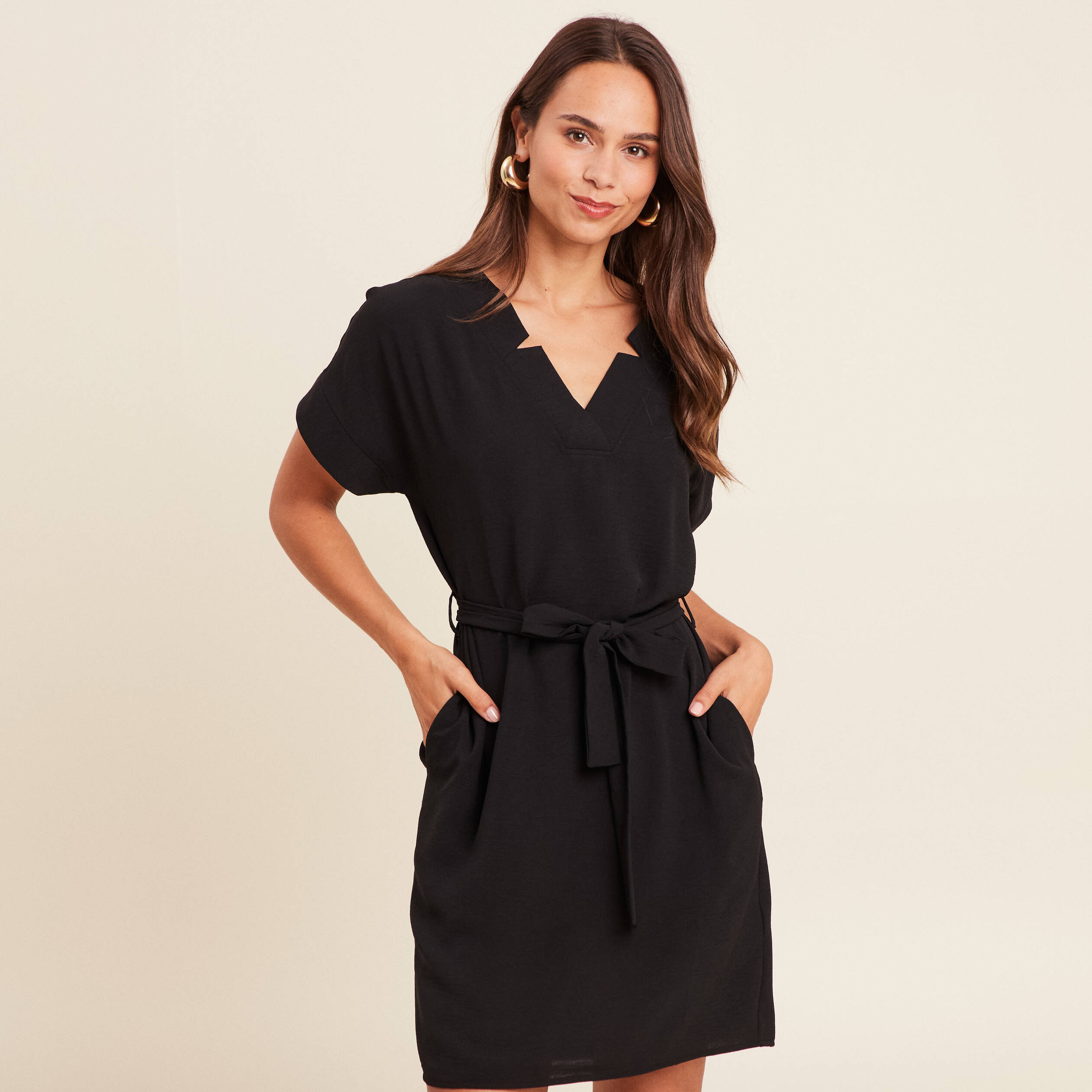 robe fluide manches courtes noir femme Robe fluide manches courtes noir femme