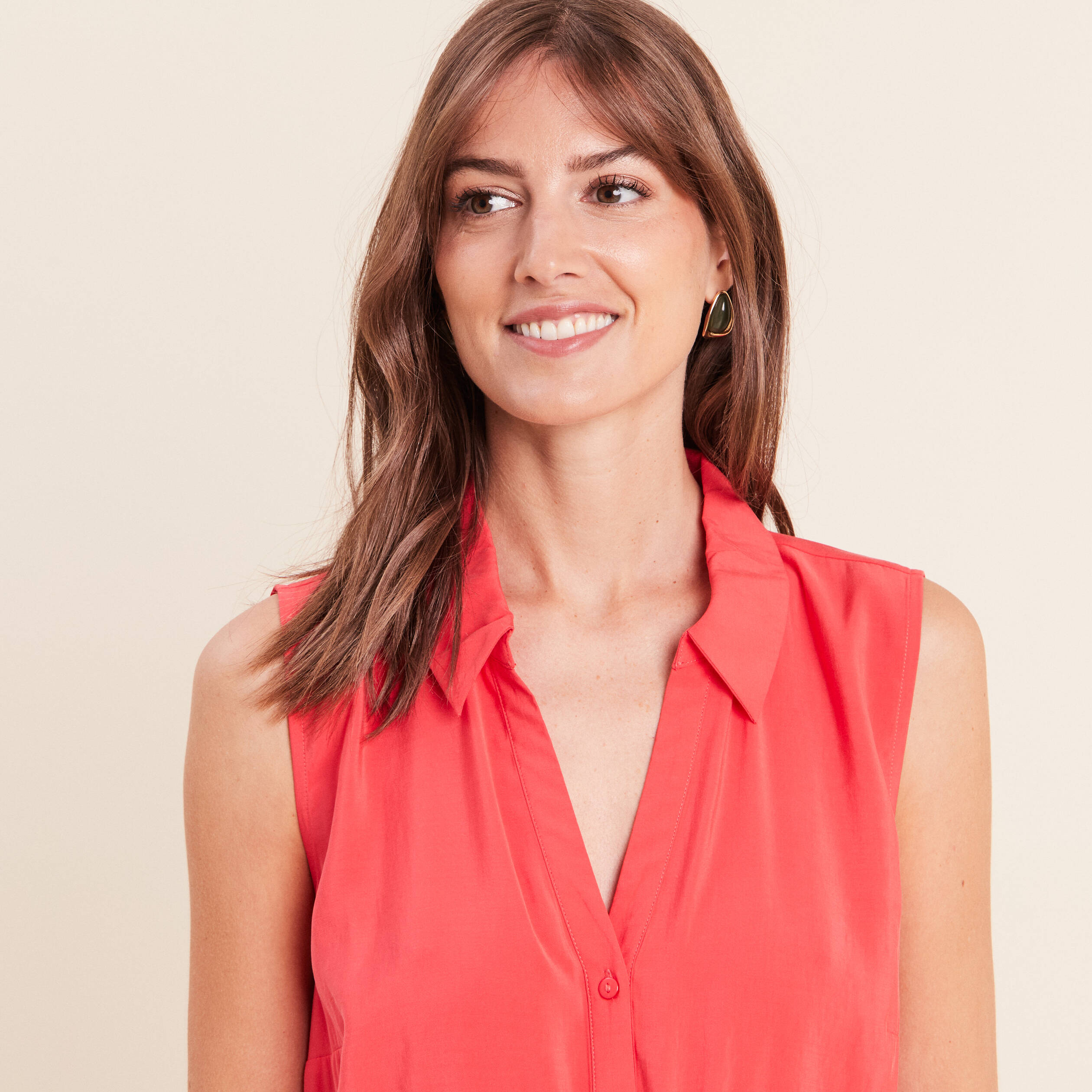 Robe droite courte avec lien rouge femme