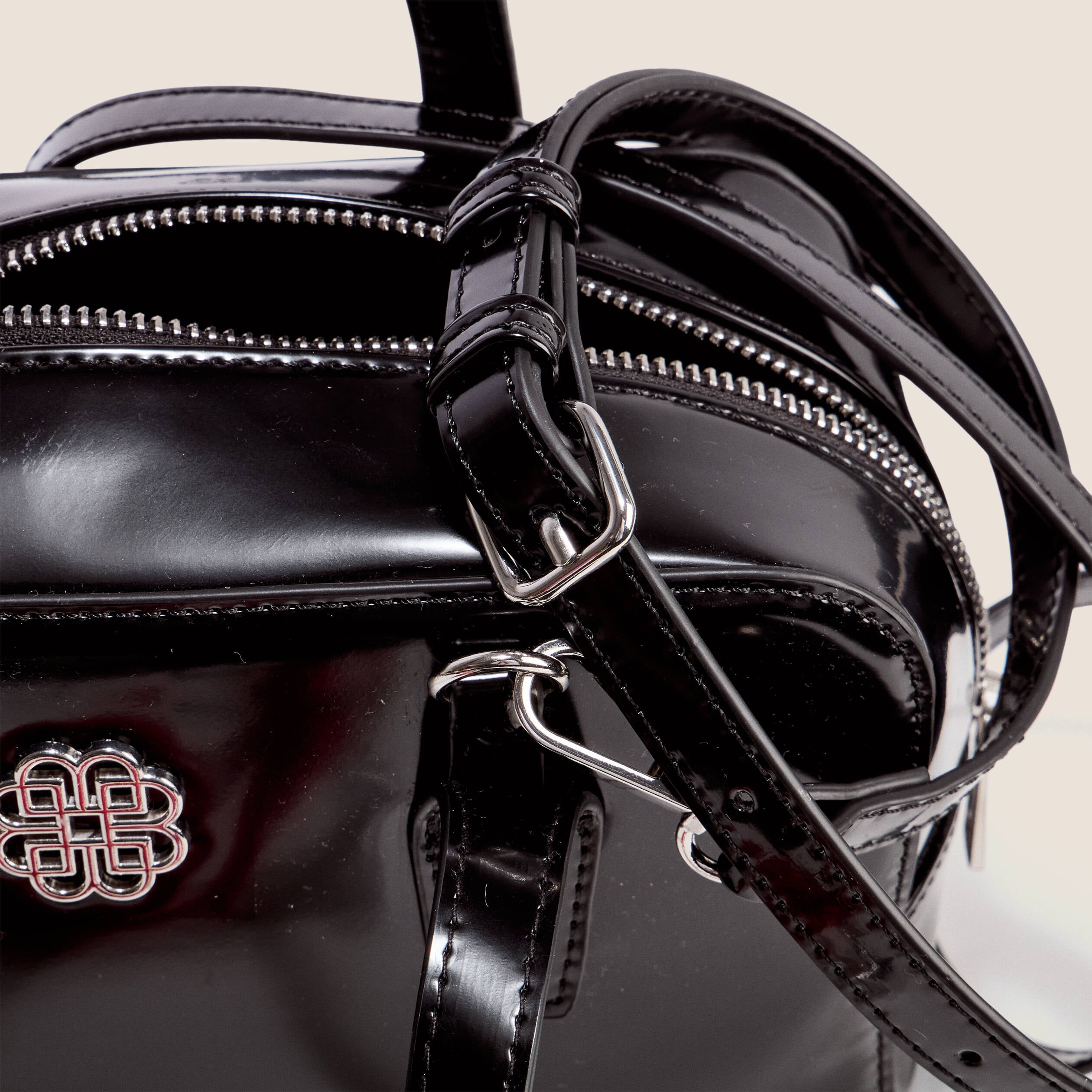 Sac en bandouli&egrave;re doubl&eacute; noir femme