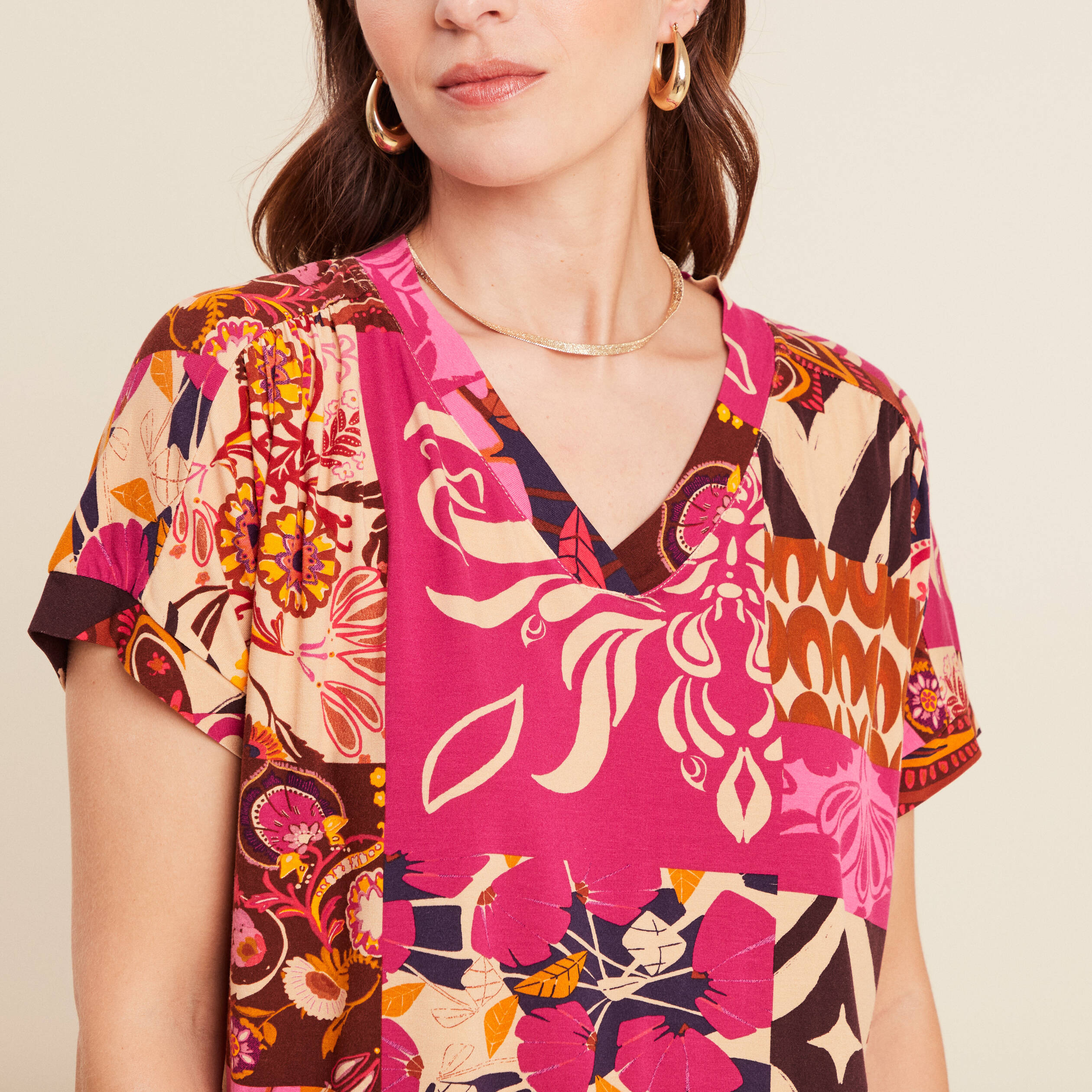 t shirt col v manches courtes rose femme T-shirt col v manches courtes rose femme