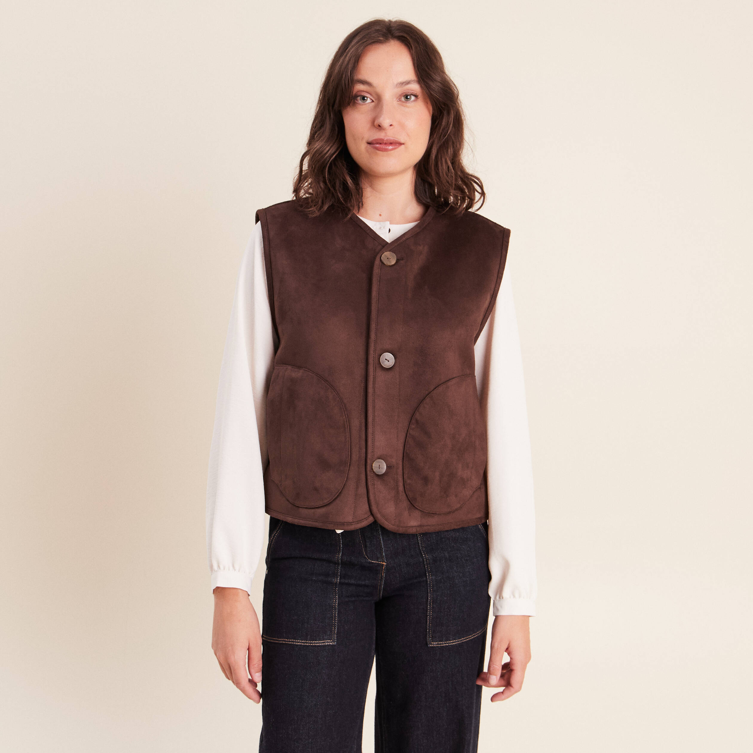 Veste r&eacute;versible duveteuse marron fonc&eacute; femme