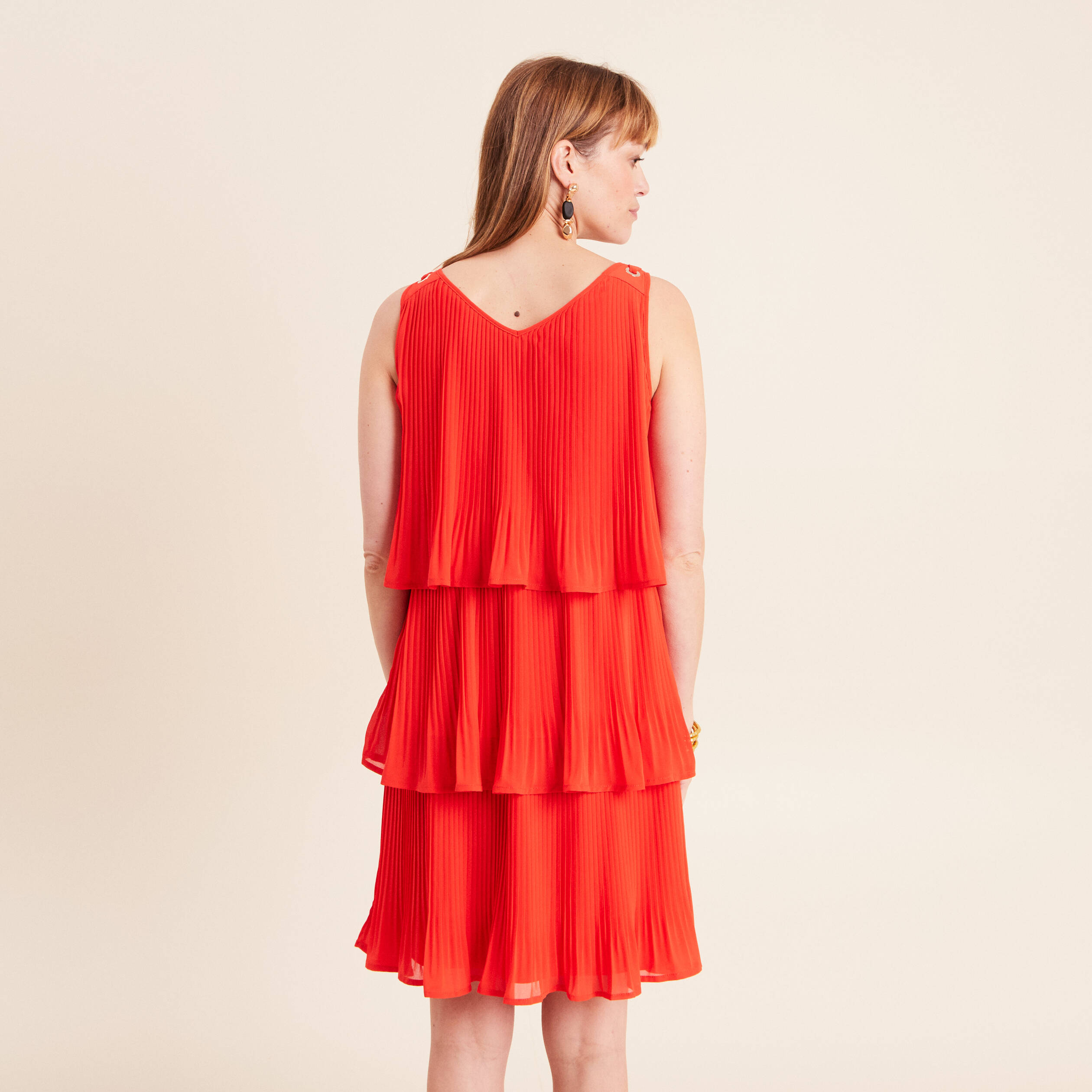 Robe pliss&eacute;e sans manches col v orange fonc&eacute; femme