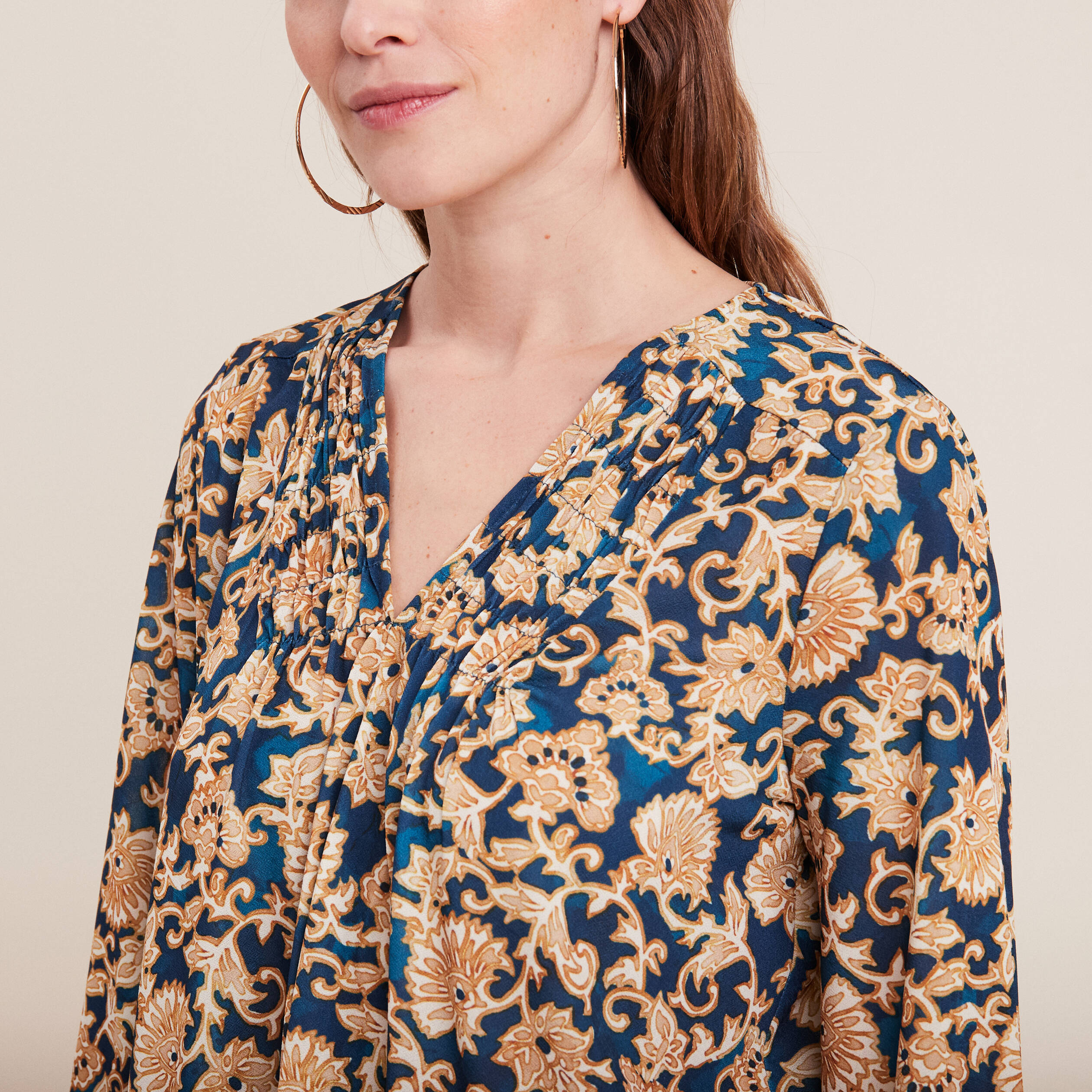 blouse manches 34 col smocke bleu fonce femme Blouse manches 3/4 col smocké bleu foncé femme