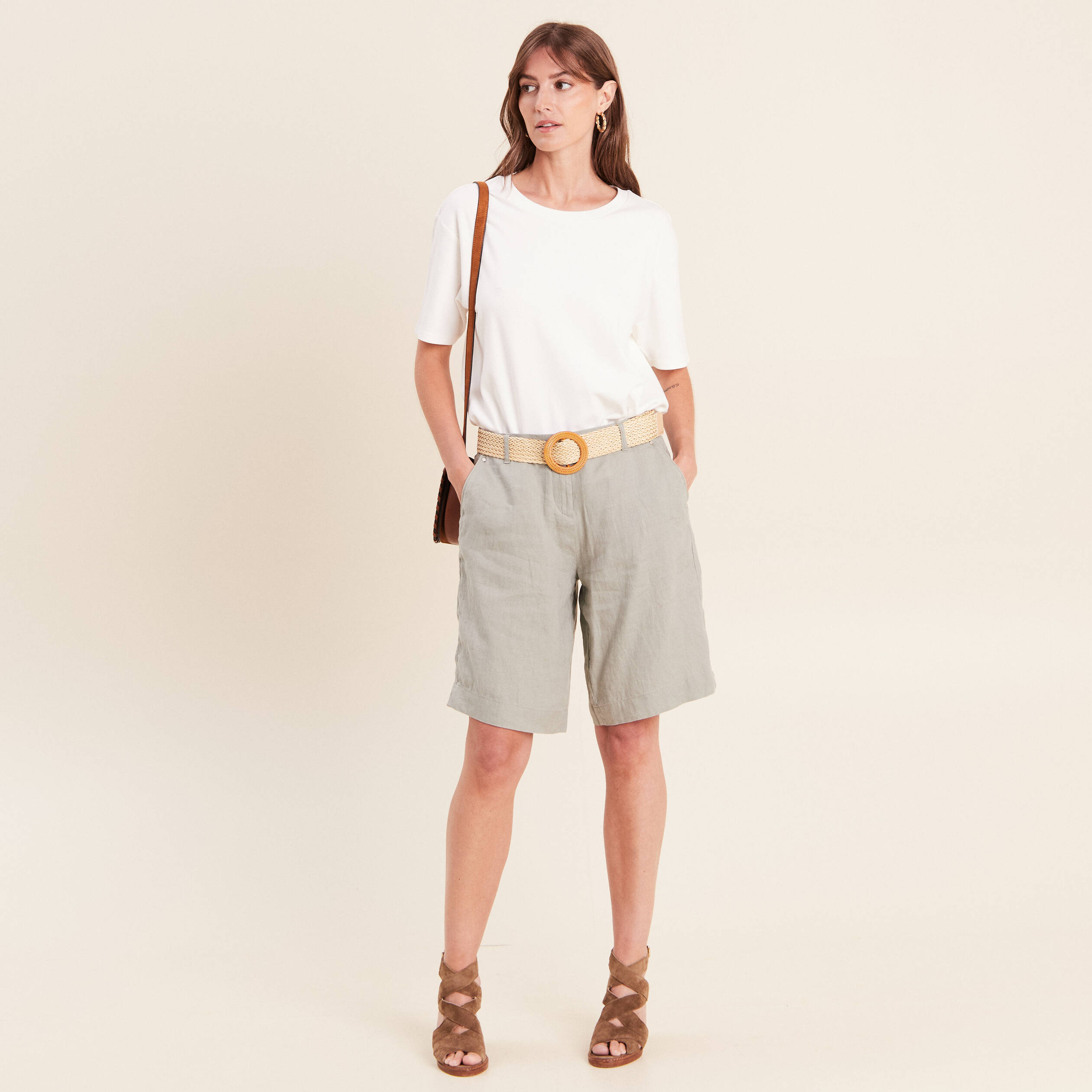 Bermuda large taille haute aspect lin vert clair femme