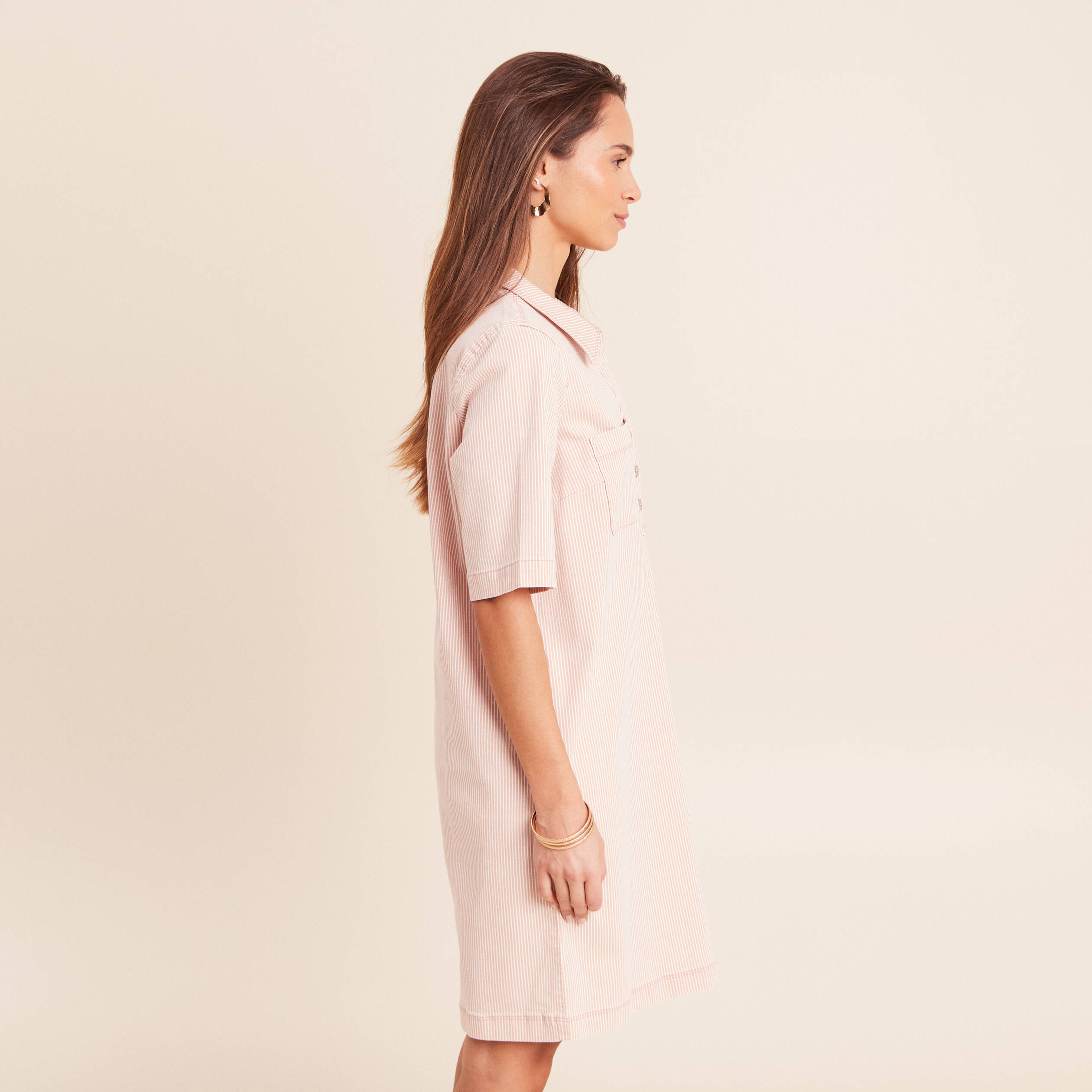 Robe courte droite en jean col chemise rose femme
