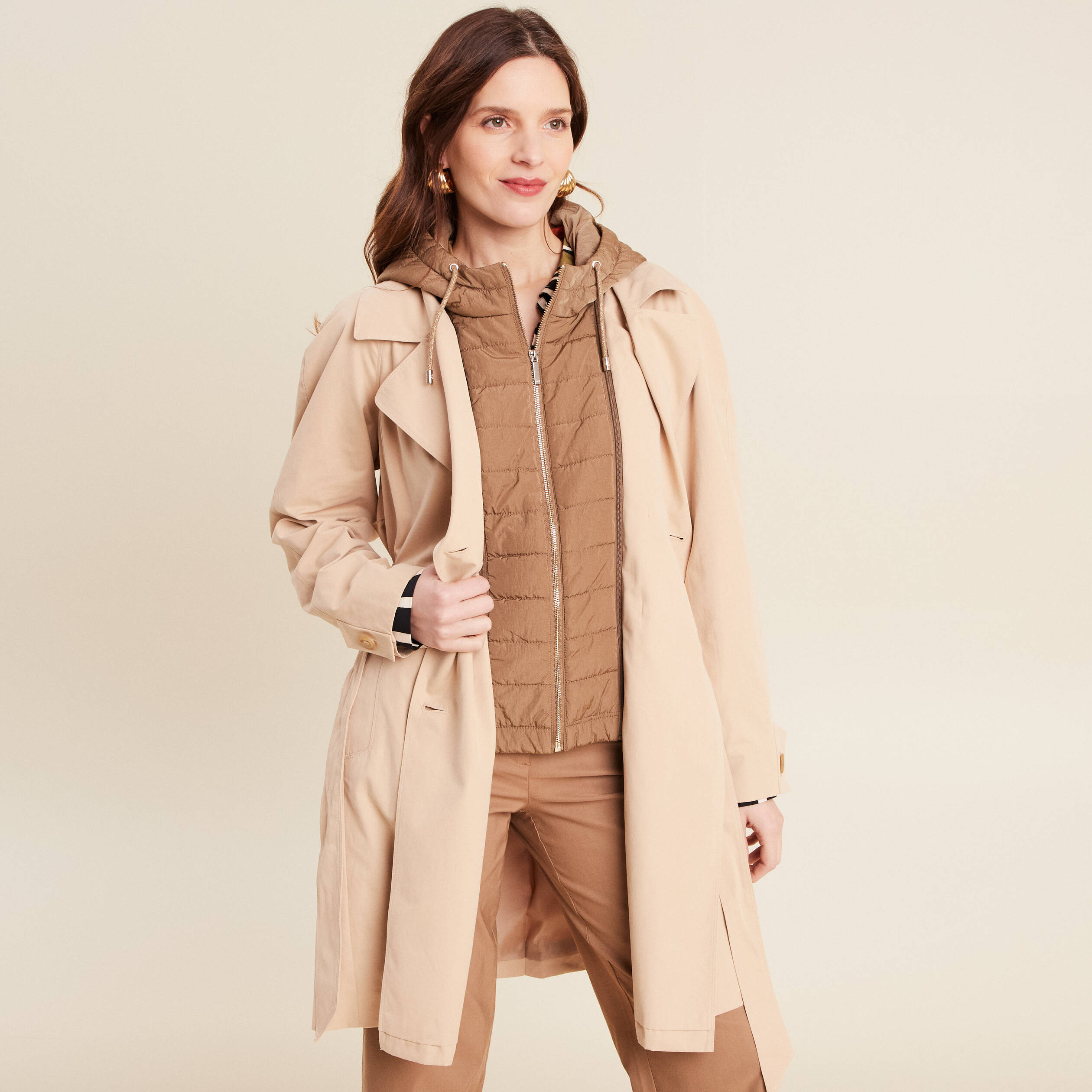 trench ceinture a capuche beige femme Trench ceinturé à capuche beige femme