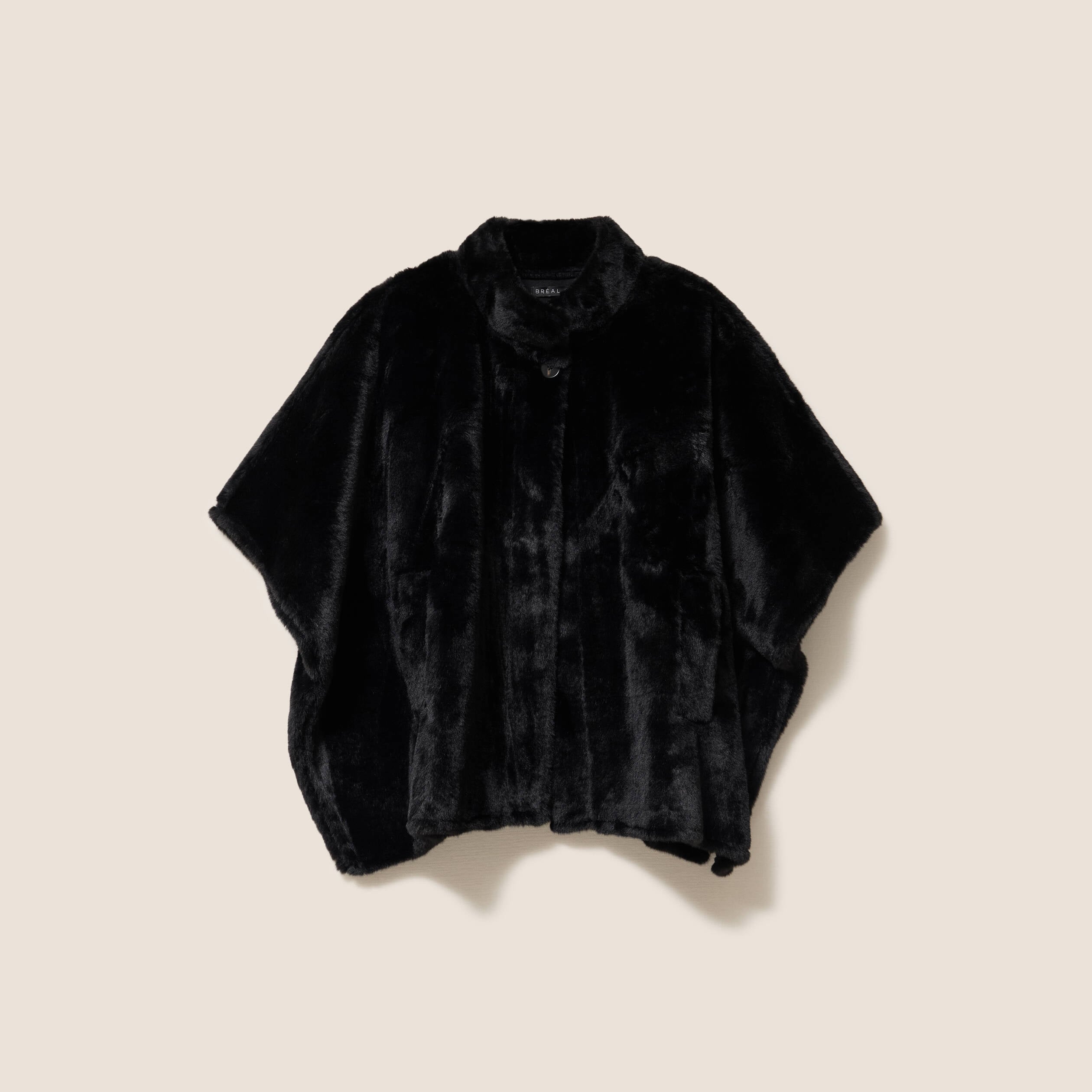 Poncho cape fausse fourrure noir femme
