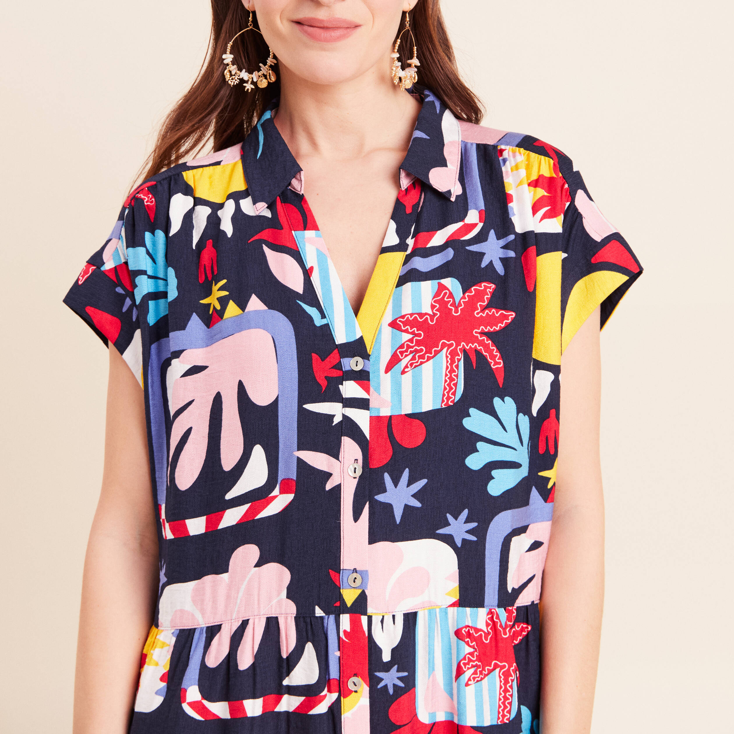 Robe courte &eacute;vas&eacute;e col chemise multicolore femme