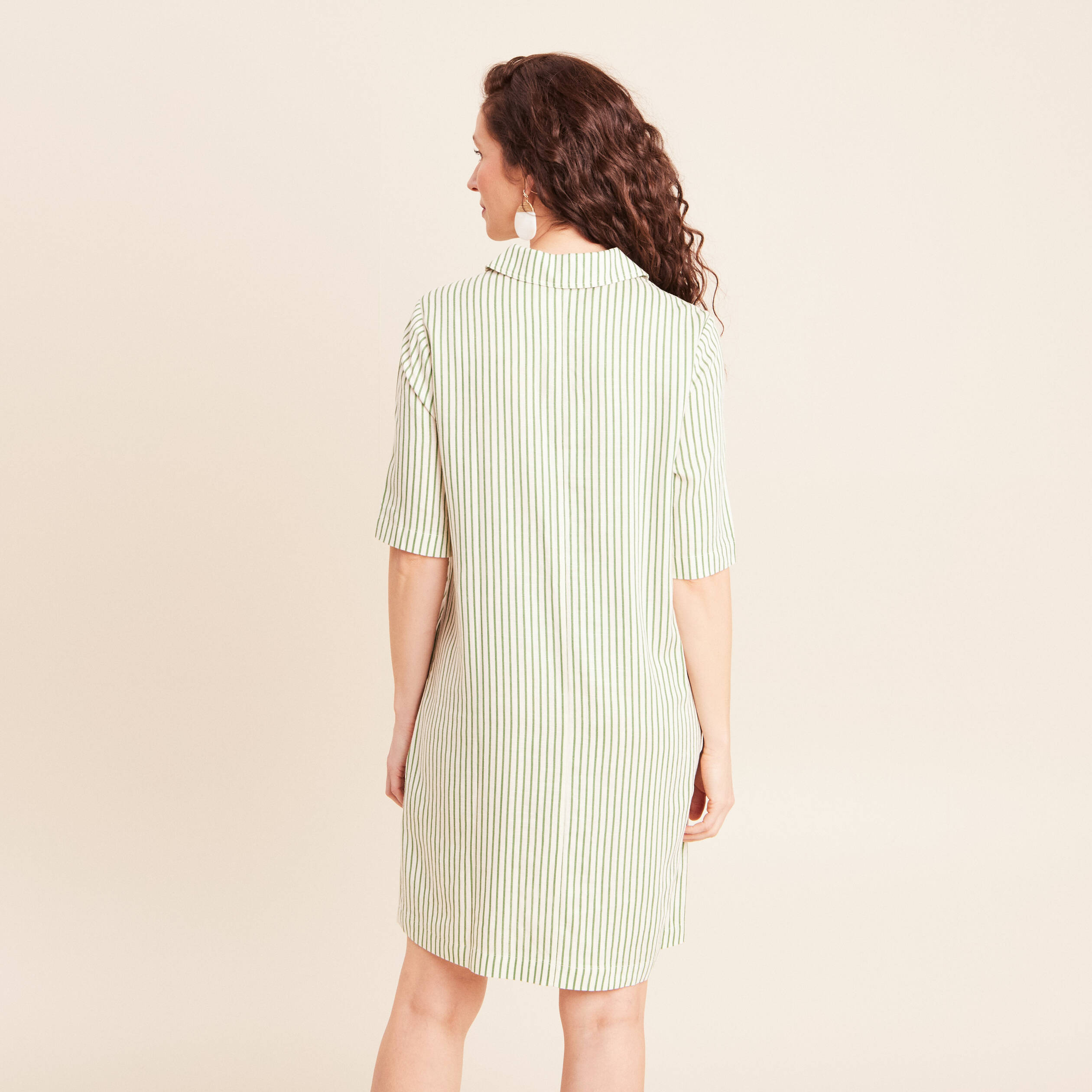 Robe droite courte manches courtes blanc femme