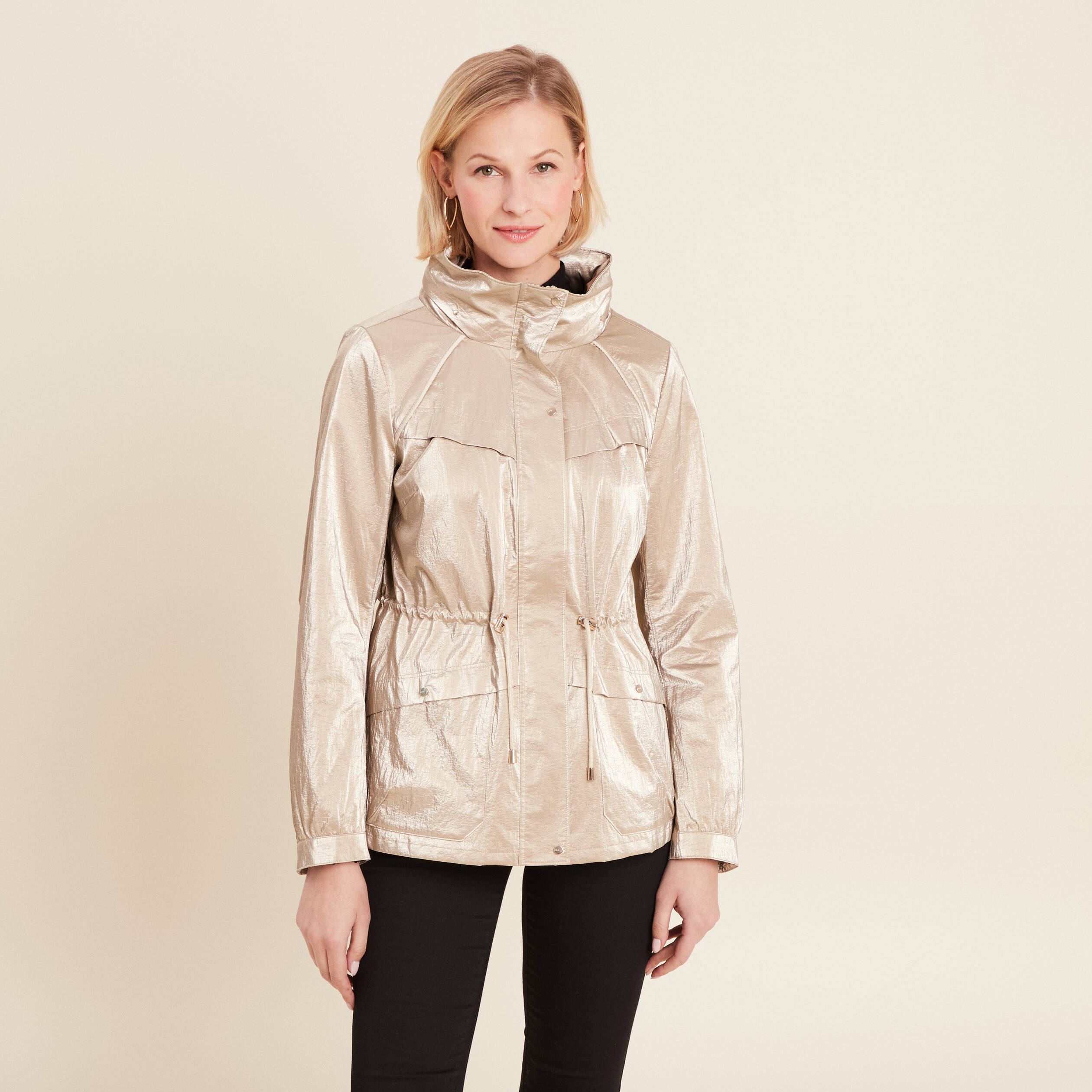 parka courte metallisee beige femme Parka courte métallisée beige femme