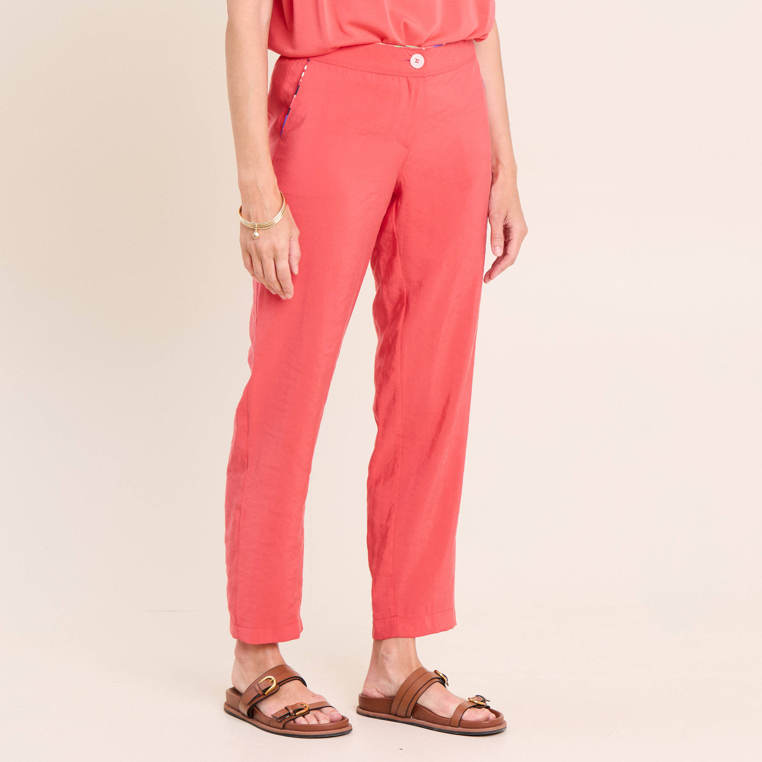 Pantalon chino large 7/8&egrave;me rouge femme