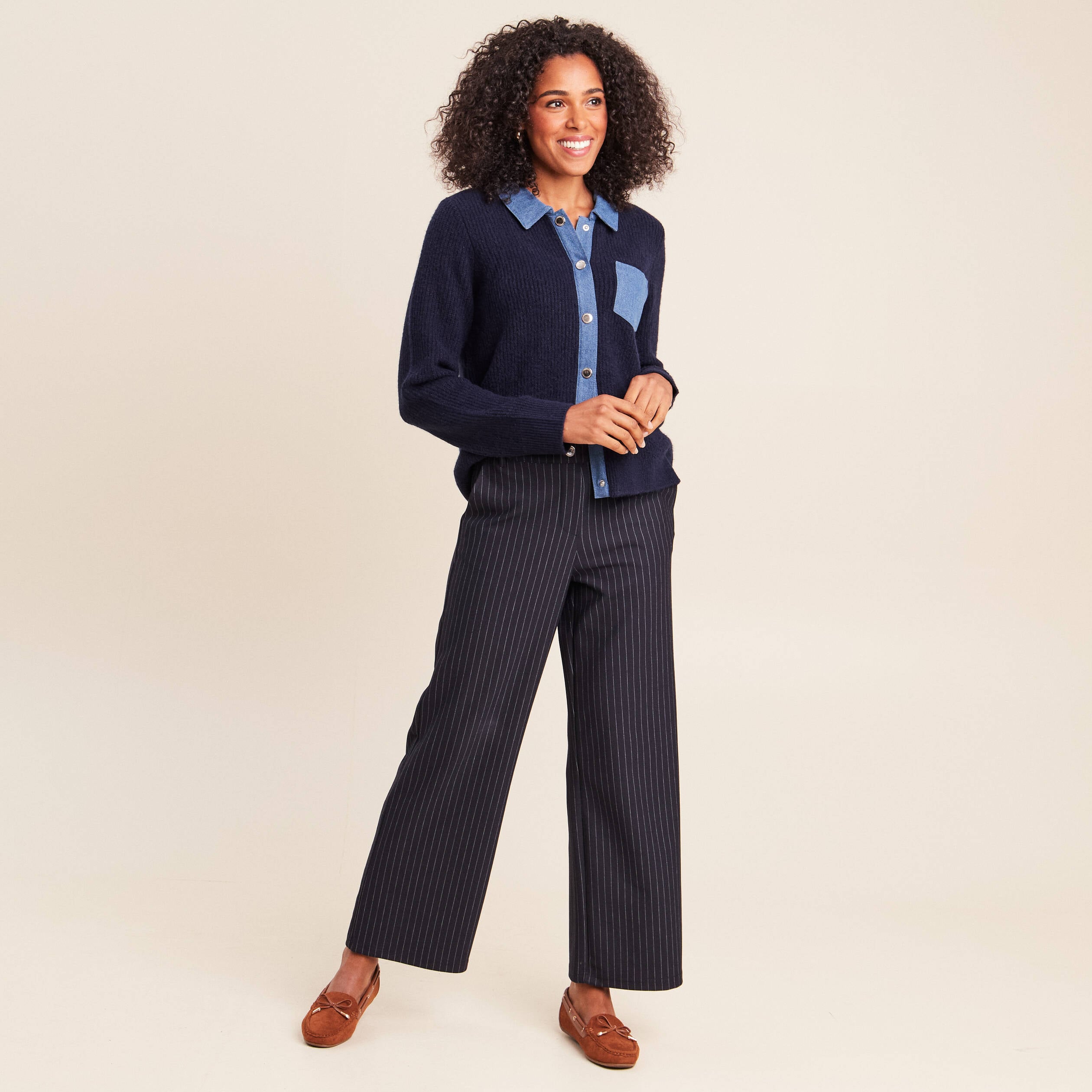 Gilet col chemise manches longues bleu fonc&eacute; femme