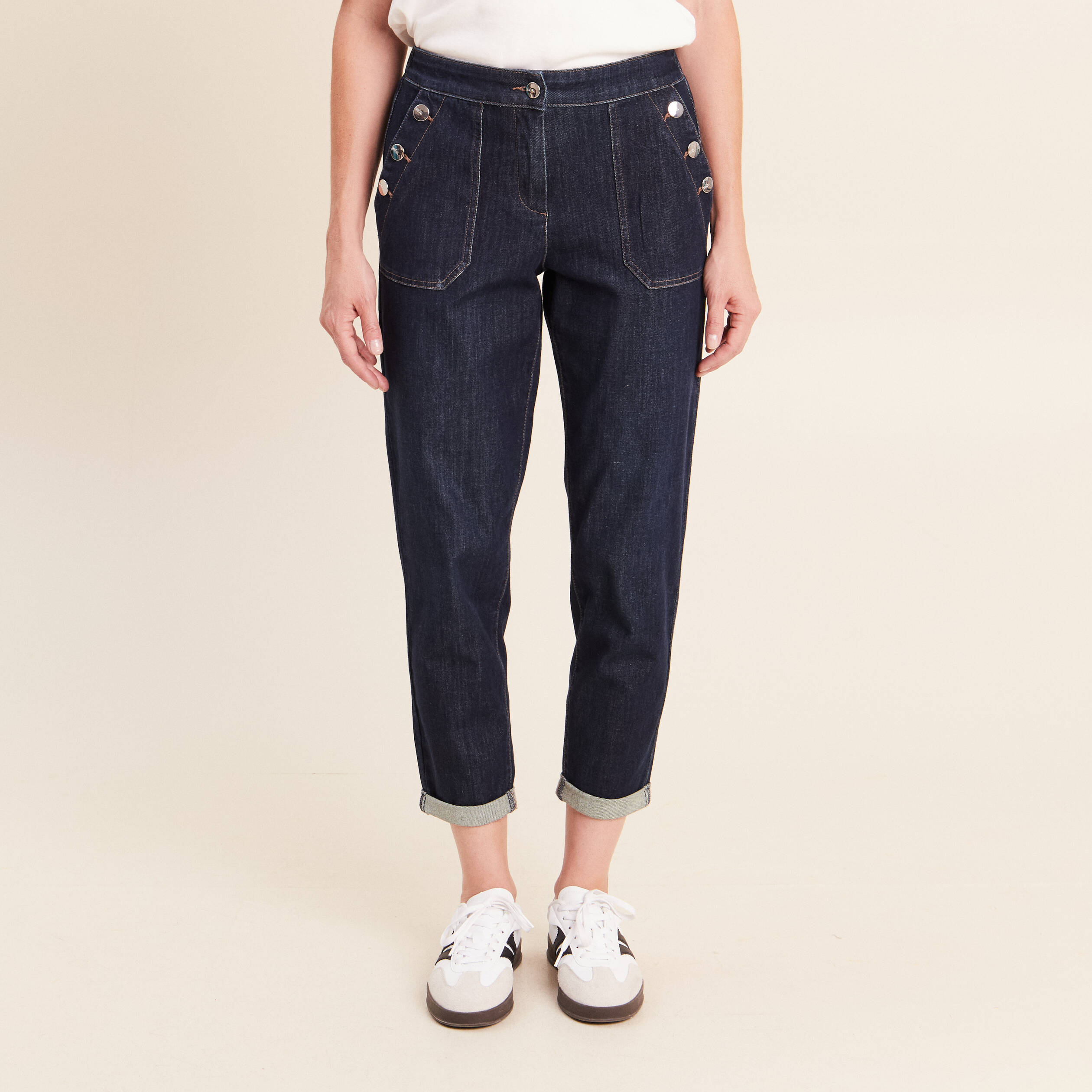 Pantalon mom 7/8&egrave;me en coton denim brut femme